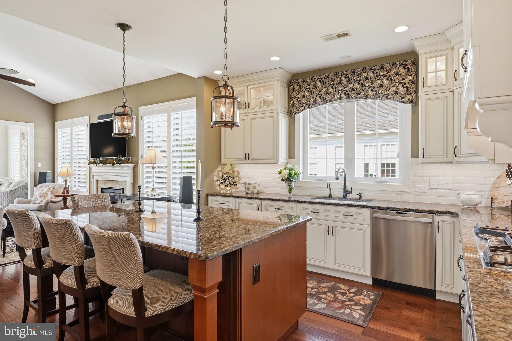 THE ENCLAVE AT UPPER - Residential