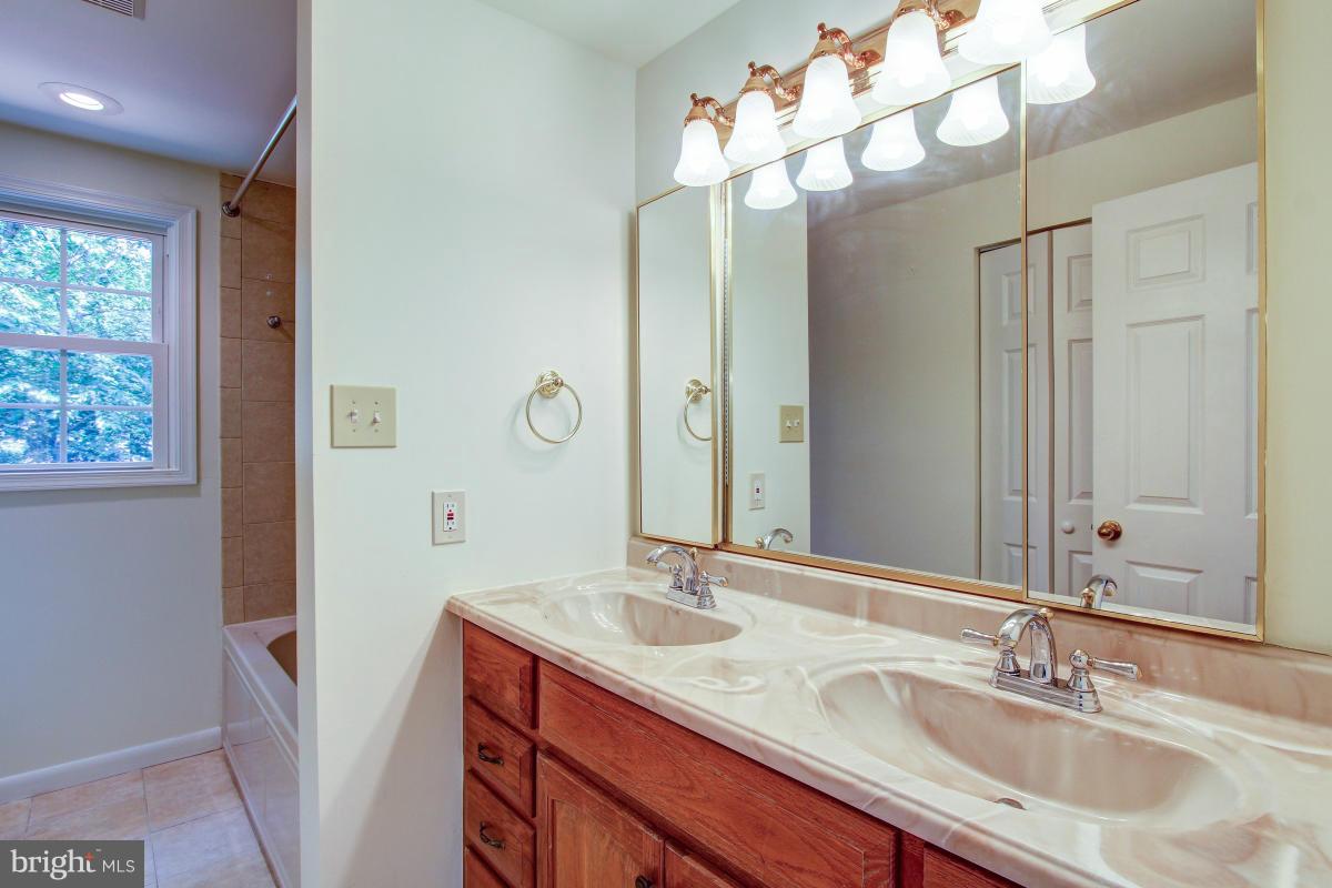 LANDFARE - Residential