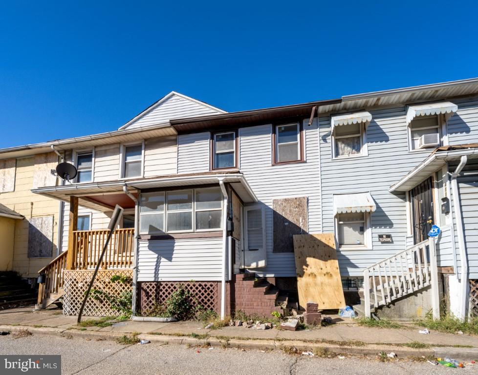 *Investor Alert* This 2 Bed / 1 Bath interior townhome in the heart of Curtis Bay offers unlimited finishing potential. ARV - $125,000. Rent Value - $1,500/mo. Can also be sold as a package with 4219 Morrison Ct.