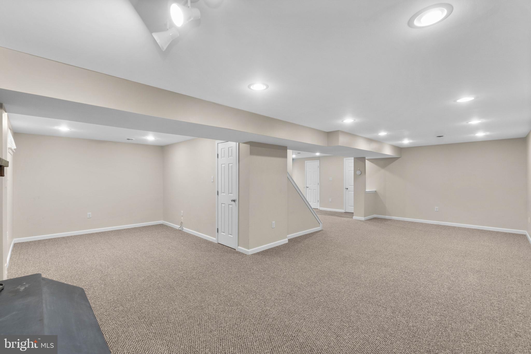 PATUXENT MANOR - Residential