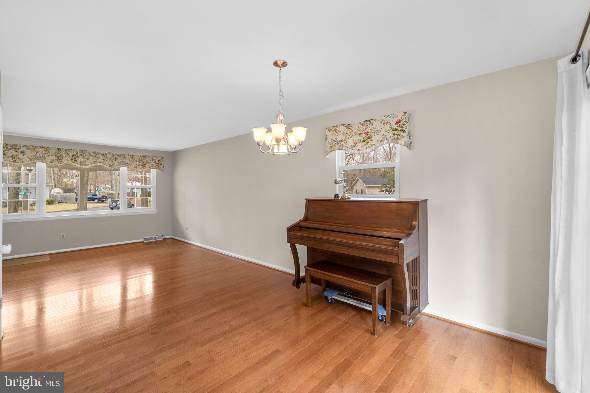 PATUXENT MANOR - Residential