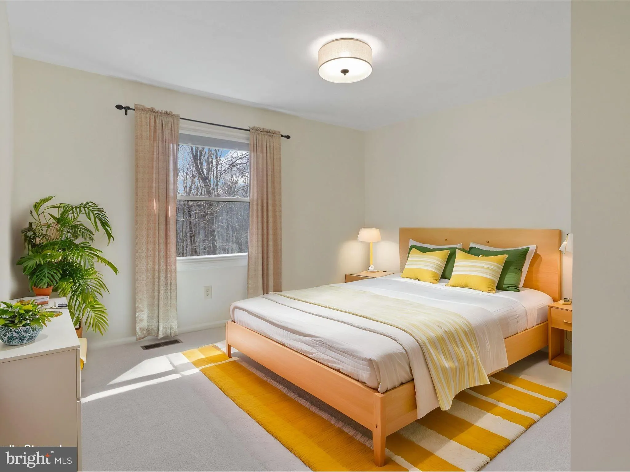 Manassas, Virginia 20112, United States, 4 Bedrooms Bedrooms, ,3 BathroomsBathrooms,Residential,Pending,83044