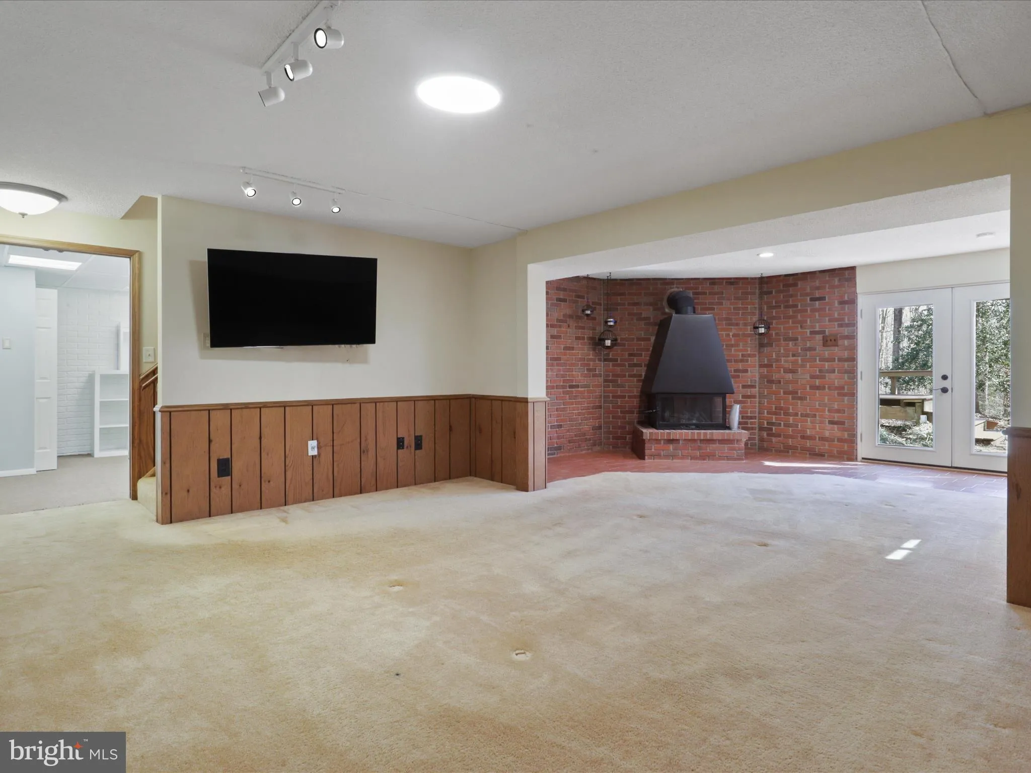 Manassas, Virginia 20112, United States, 4 Bedrooms Bedrooms, ,3 BathroomsBathrooms,Residential,Pending,83044