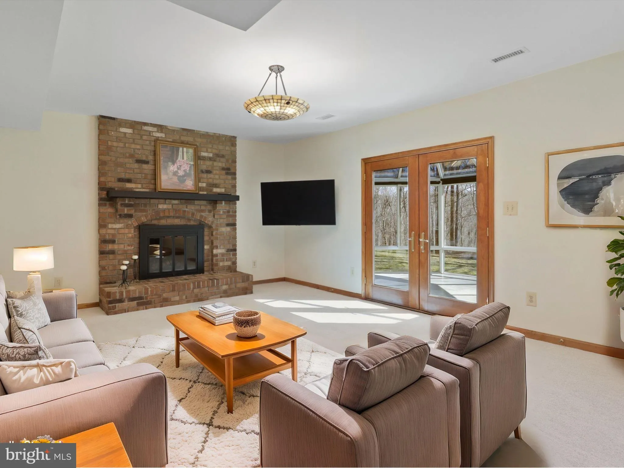 Manassas, Virginia 20112, United States, 4 Bedrooms Bedrooms, ,3 BathroomsBathrooms,Residential,Pending,83044