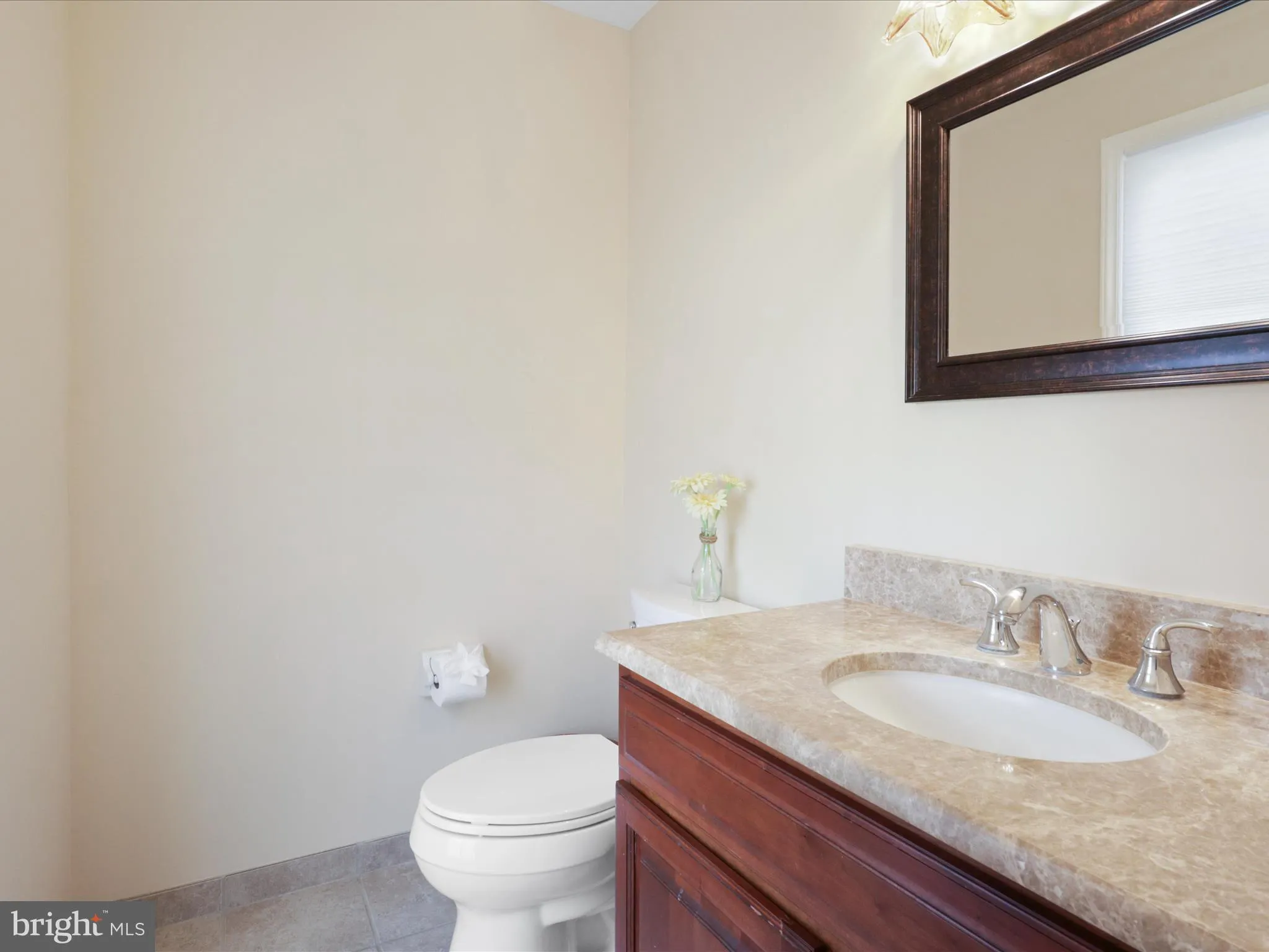 Manassas, Virginia 20112, United States, 4 Bedrooms Bedrooms, ,3 BathroomsBathrooms,Residential,Pending,83044