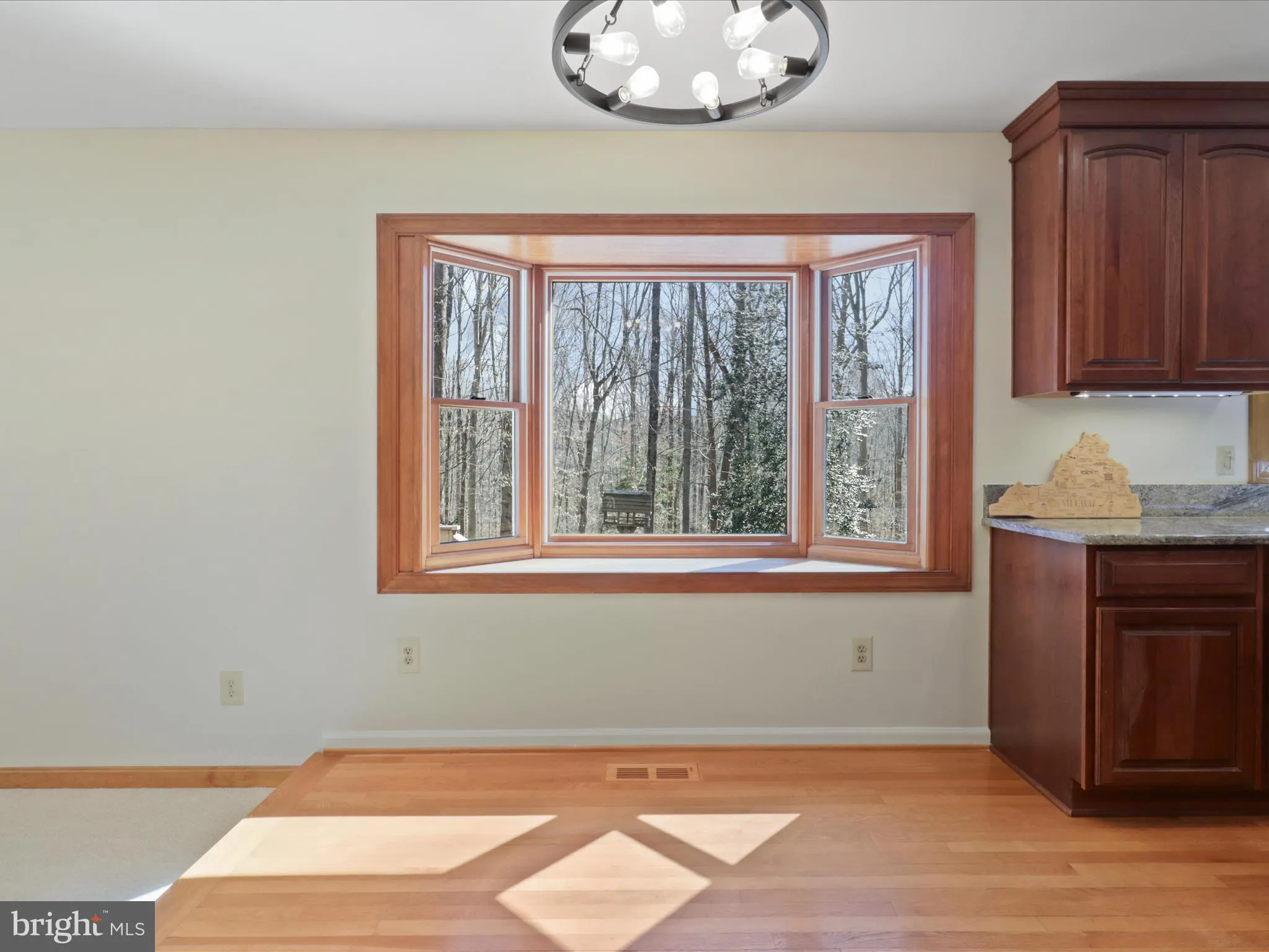 Manassas, Virginia 20112, United States, 4 Bedrooms Bedrooms, ,3 BathroomsBathrooms,Residential,Pending,83044