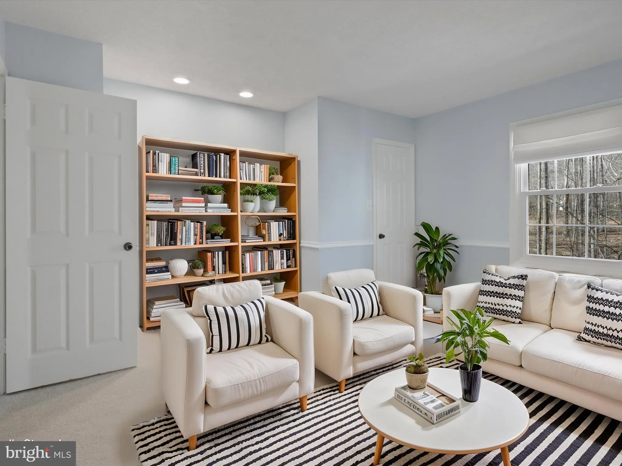 Manassas, Virginia 20112, United States, 4 Bedrooms Bedrooms, ,3 BathroomsBathrooms,Residential,Pending,83044