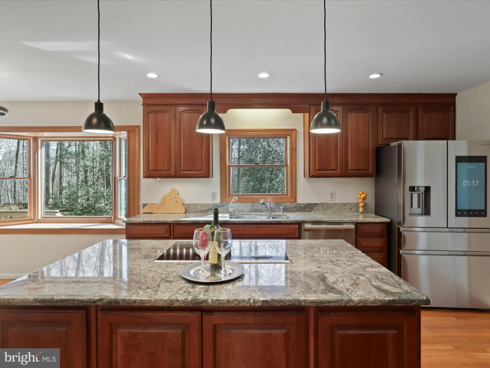 Manassas, Virginia 20112, United States, 4 Bedrooms Bedrooms, ,3 BathroomsBathrooms,Residential,Pending,83044