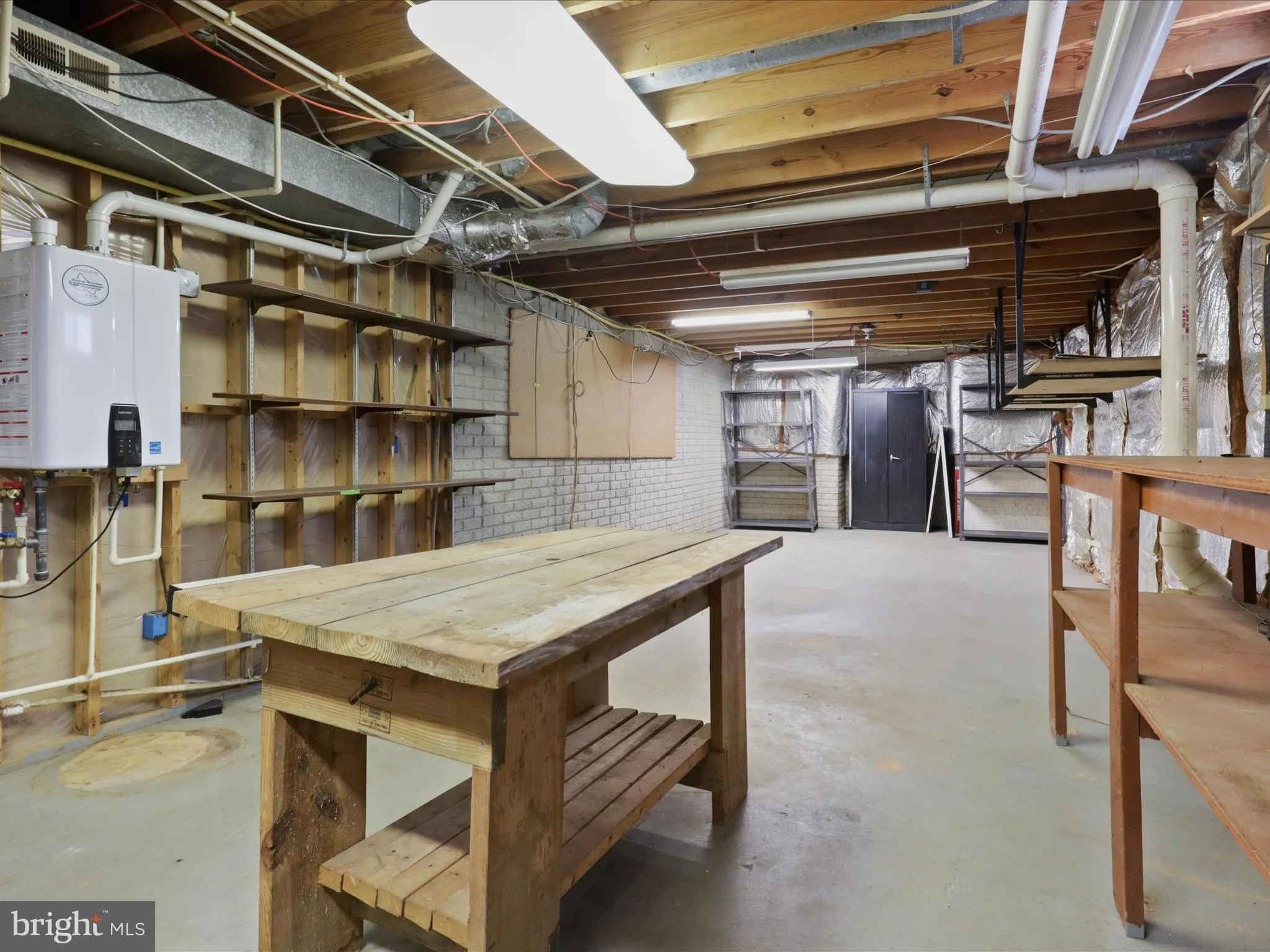 Manassas, Virginia 20112, United States, 4 Bedrooms Bedrooms, ,3 BathroomsBathrooms,Residential,Pending,83044