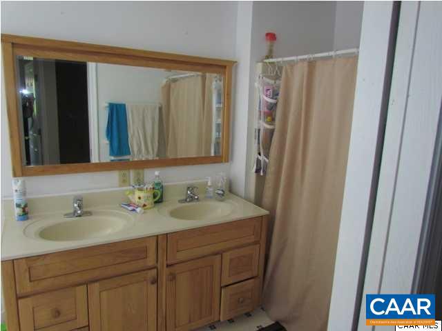 UNKNOWN - Residential Lease