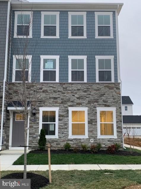 ST. CHARLES TOWNS - Residential