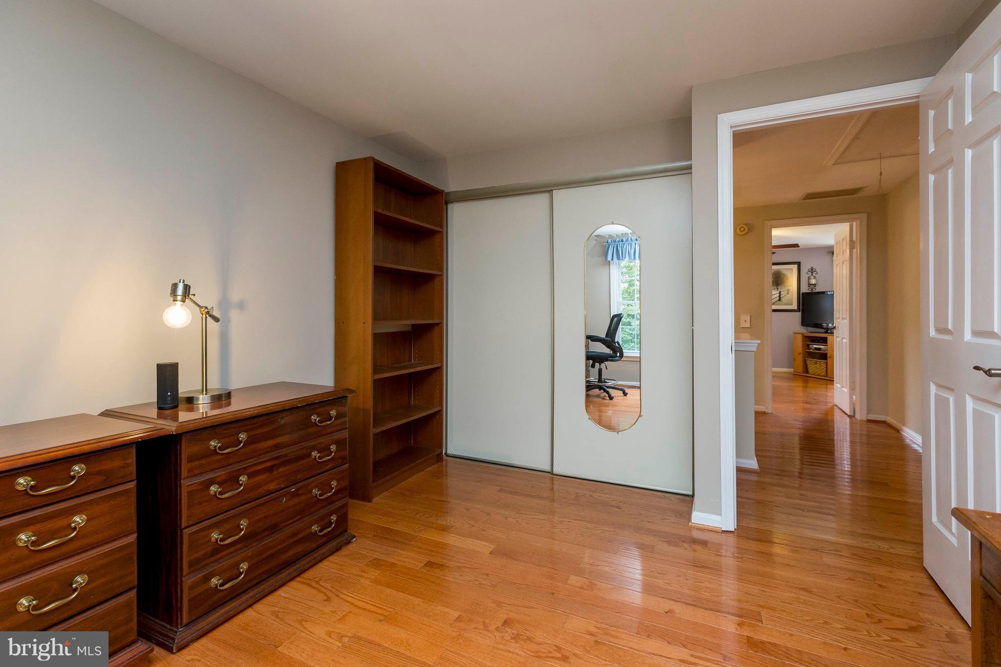 SNOWDENS MILL - Residential