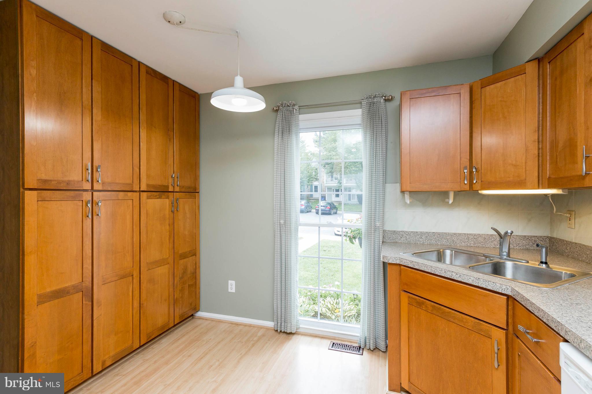 SNOWDENS MILL - Residential