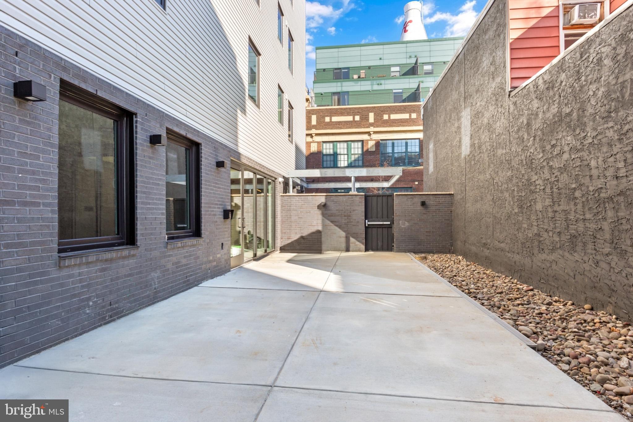 FISHTOWN - Residential Lease