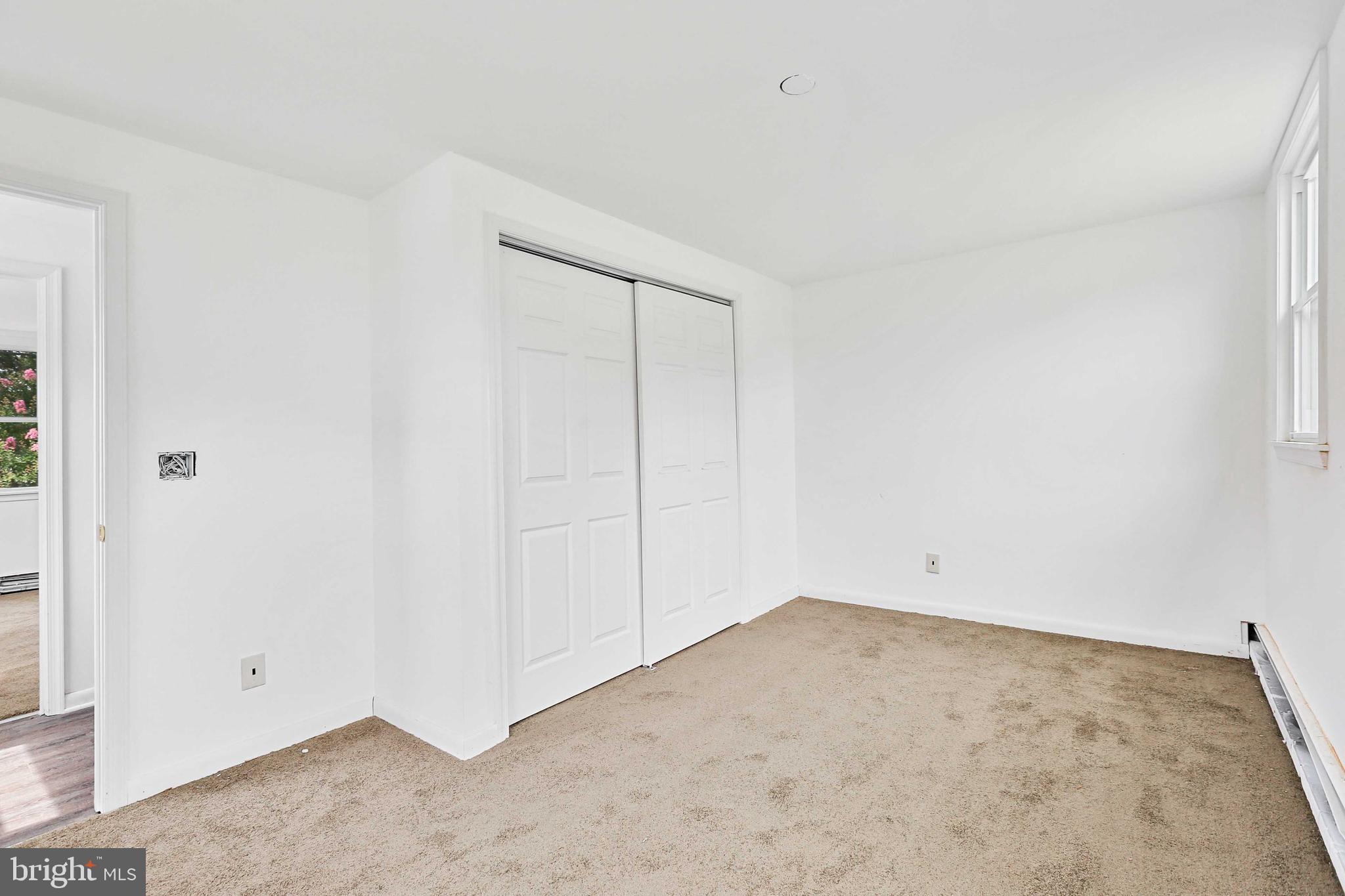 UPPER MAGOTHY BEACH - Residential