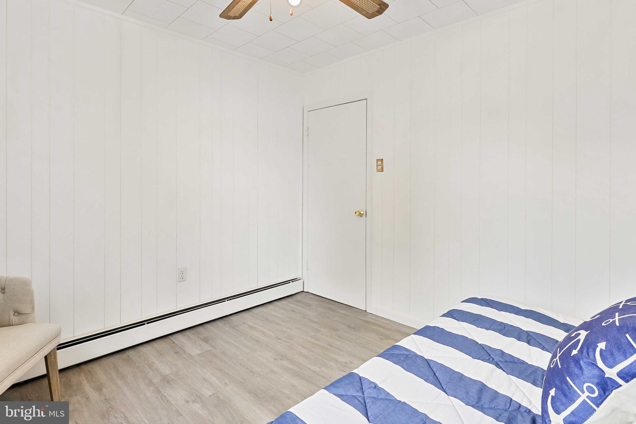 UPPER MAGOTHY BEACH - Residential