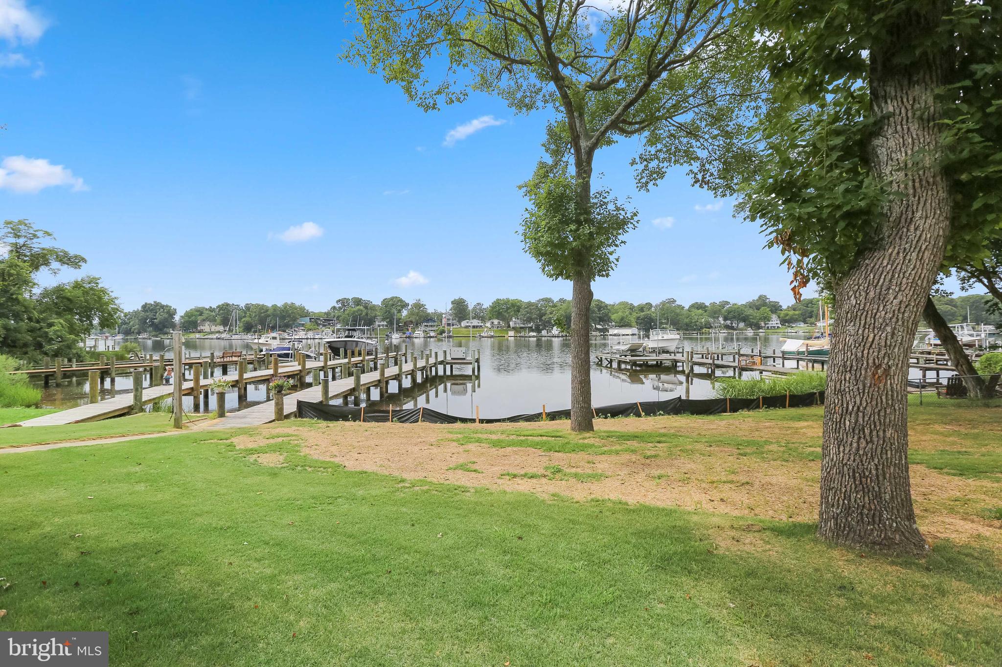 UPPER MAGOTHY BEACH - Residential