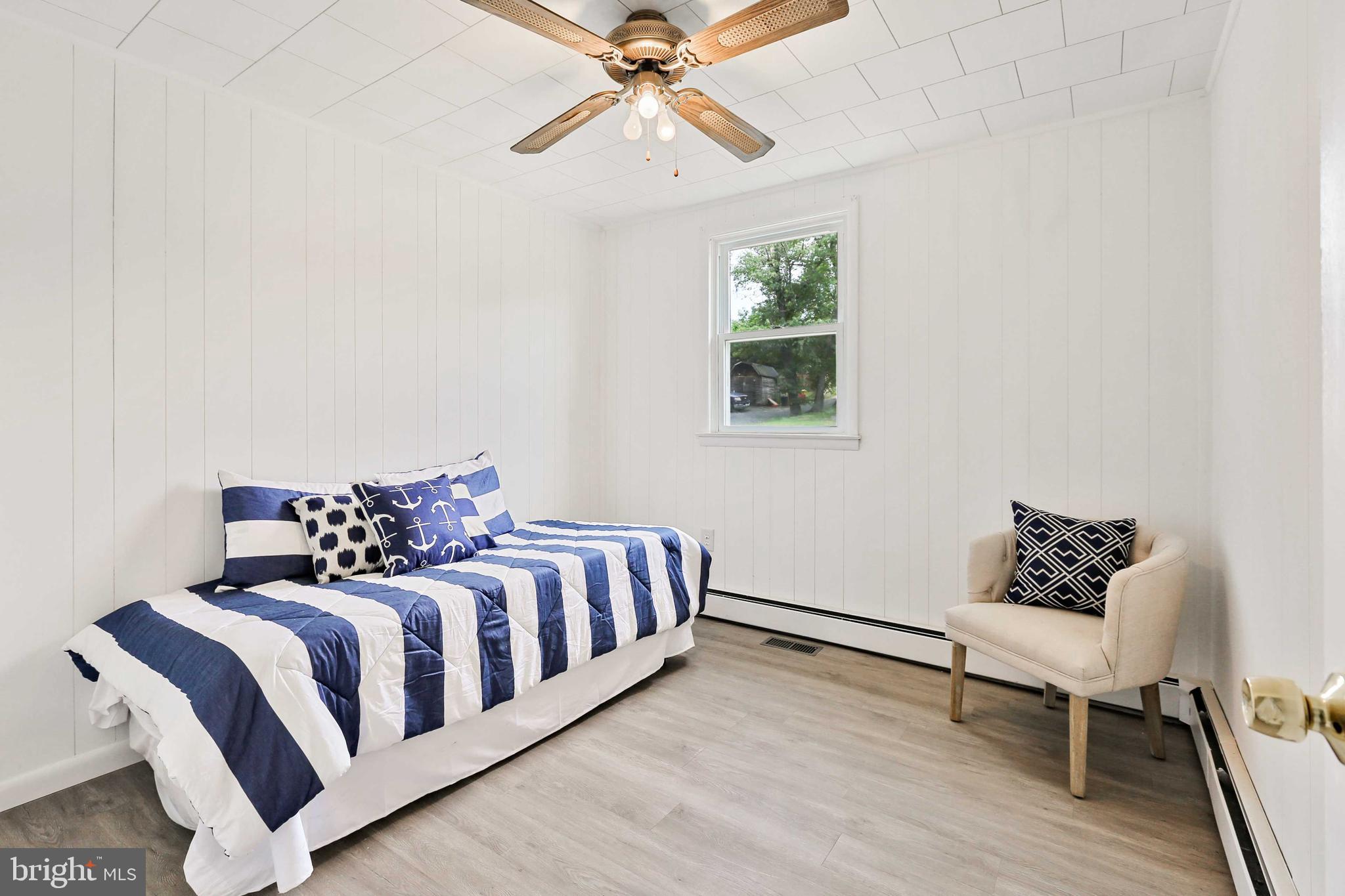 UPPER MAGOTHY BEACH - Residential