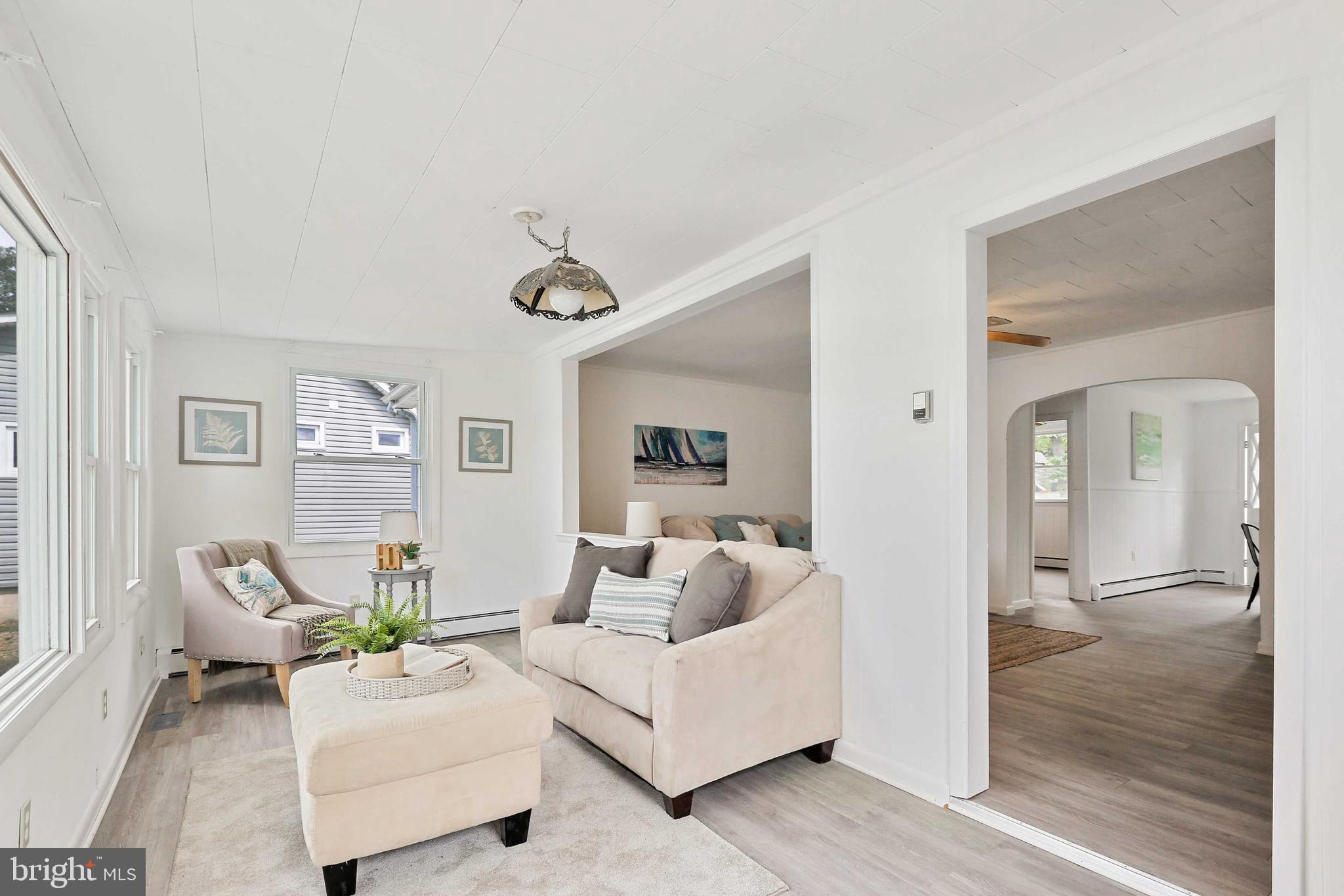 UPPER MAGOTHY BEACH - Residential