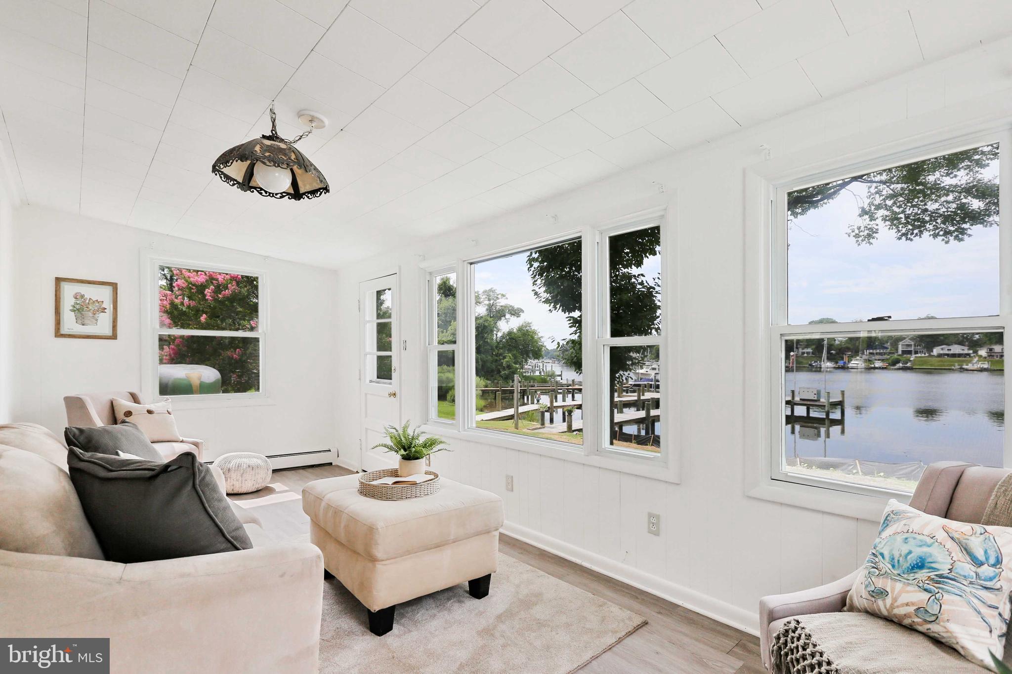 UPPER MAGOTHY BEACH - Residential