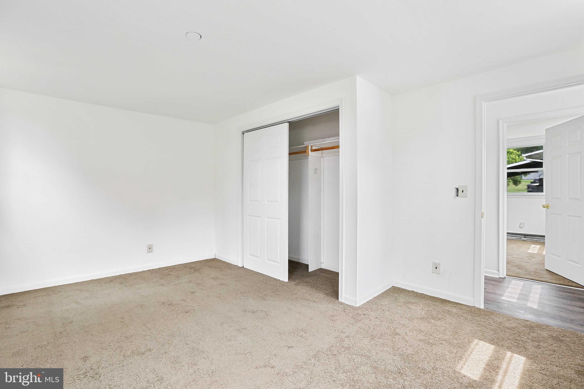 UPPER MAGOTHY BEACH - Residential