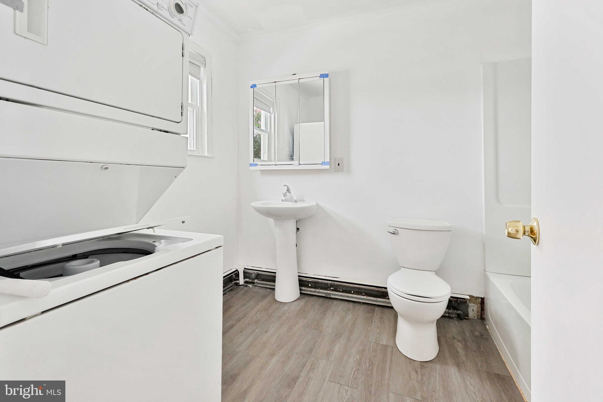 UPPER MAGOTHY BEACH - Residential