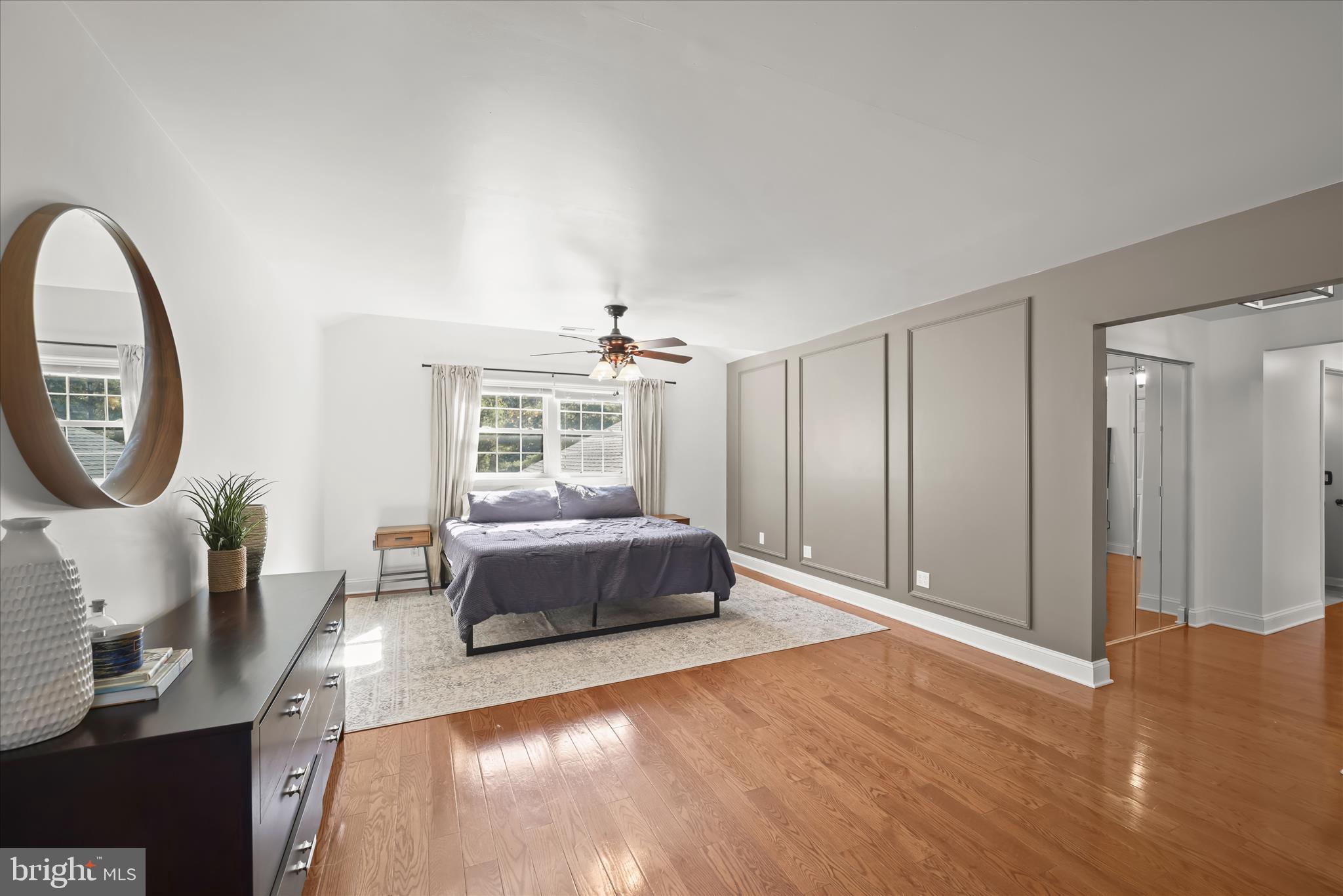 HOLLAND CLIFF SHORES - Residential