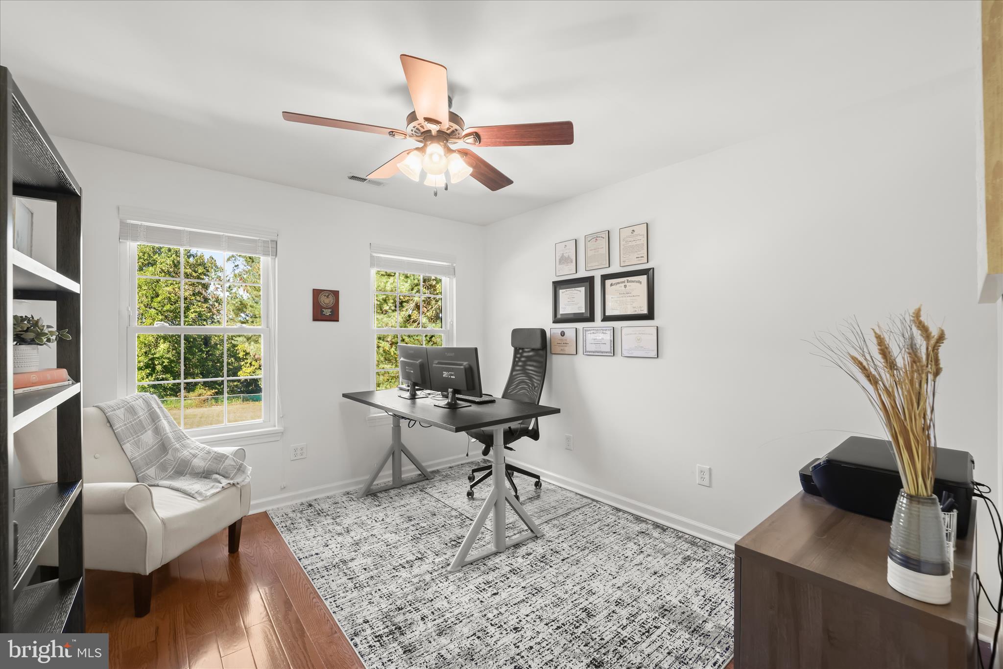 HOLLAND CLIFF SHORES - Residential