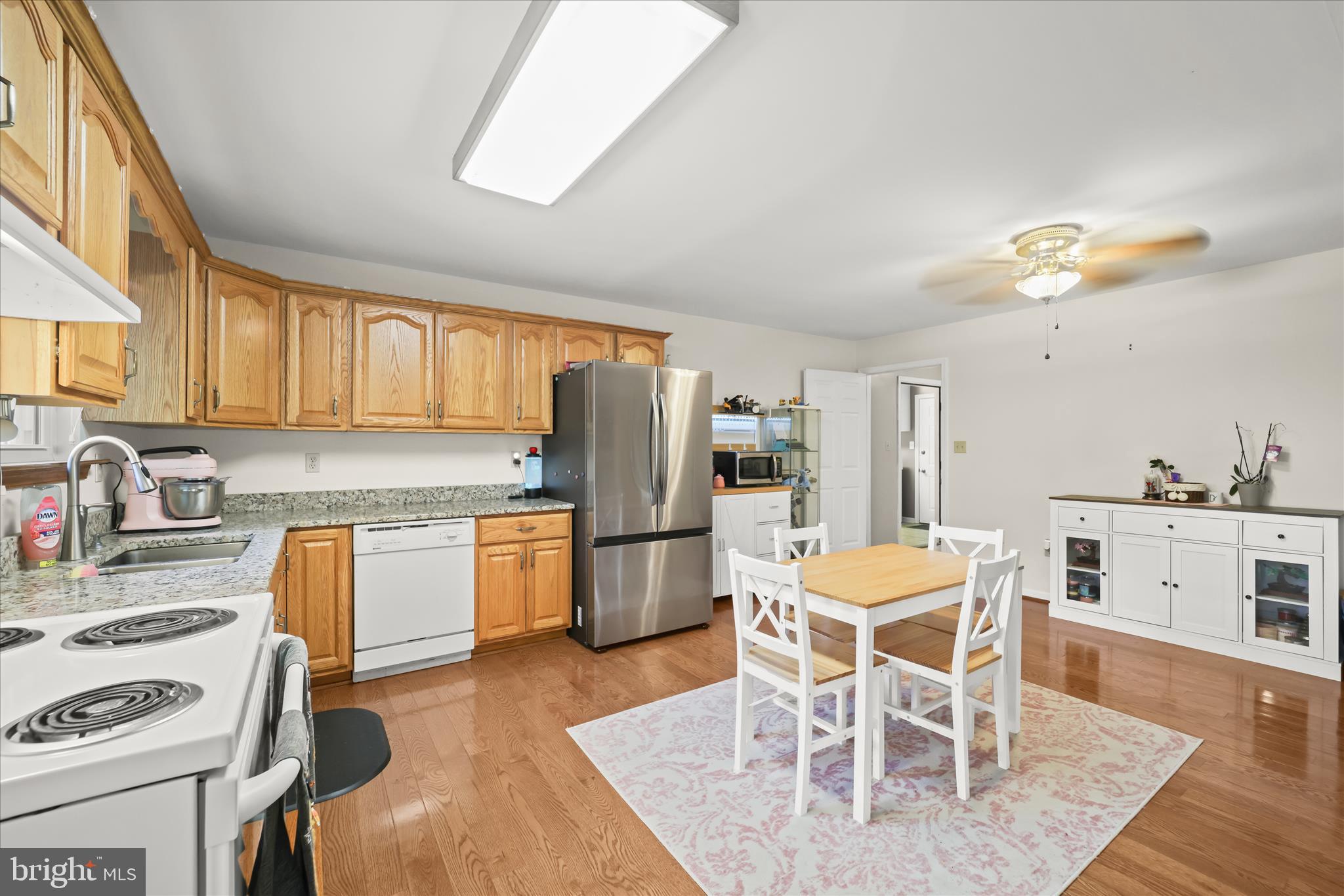 HOLLAND CLIFF SHORES - Residential