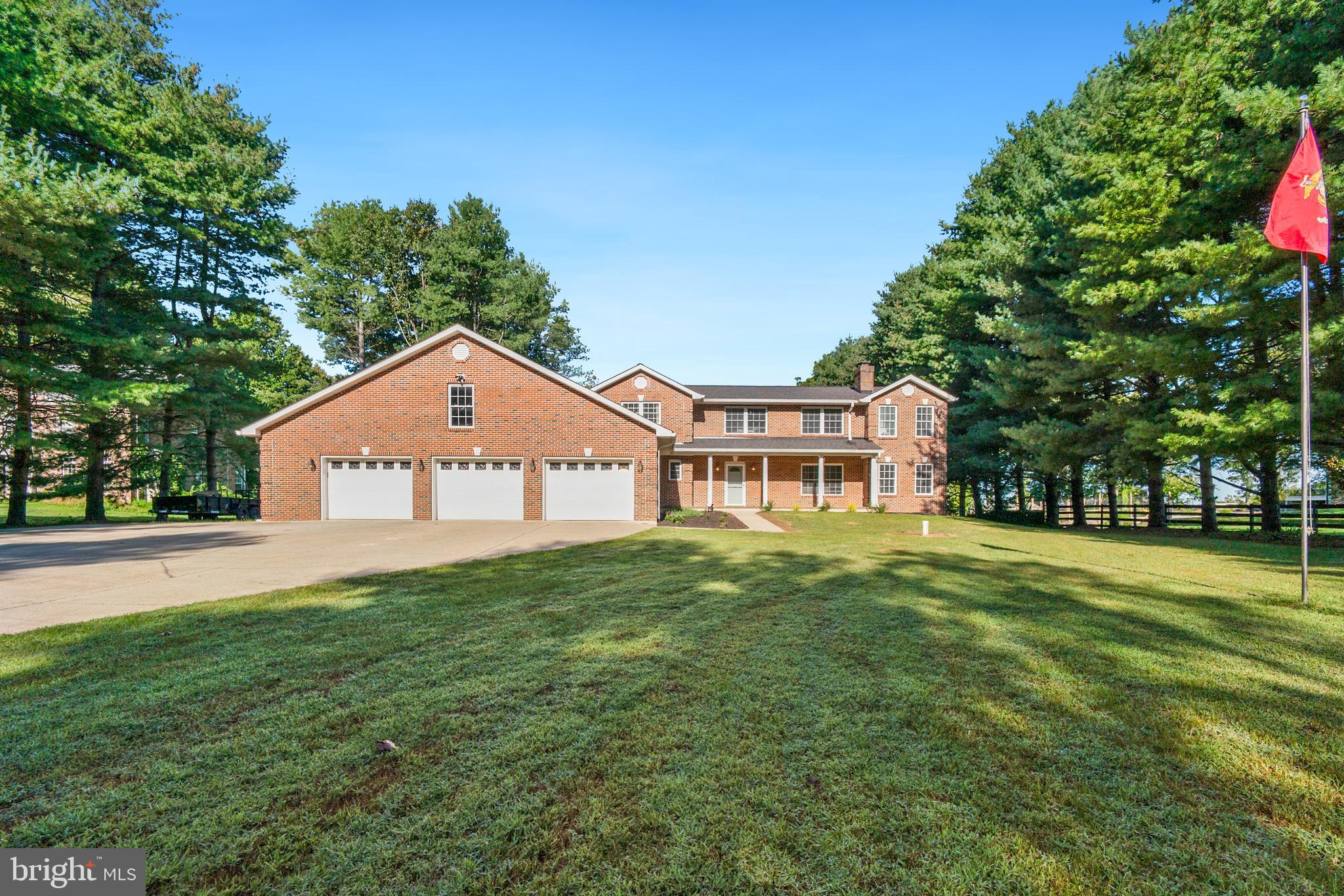 HOLLAND CLIFF SHORES - Residential
