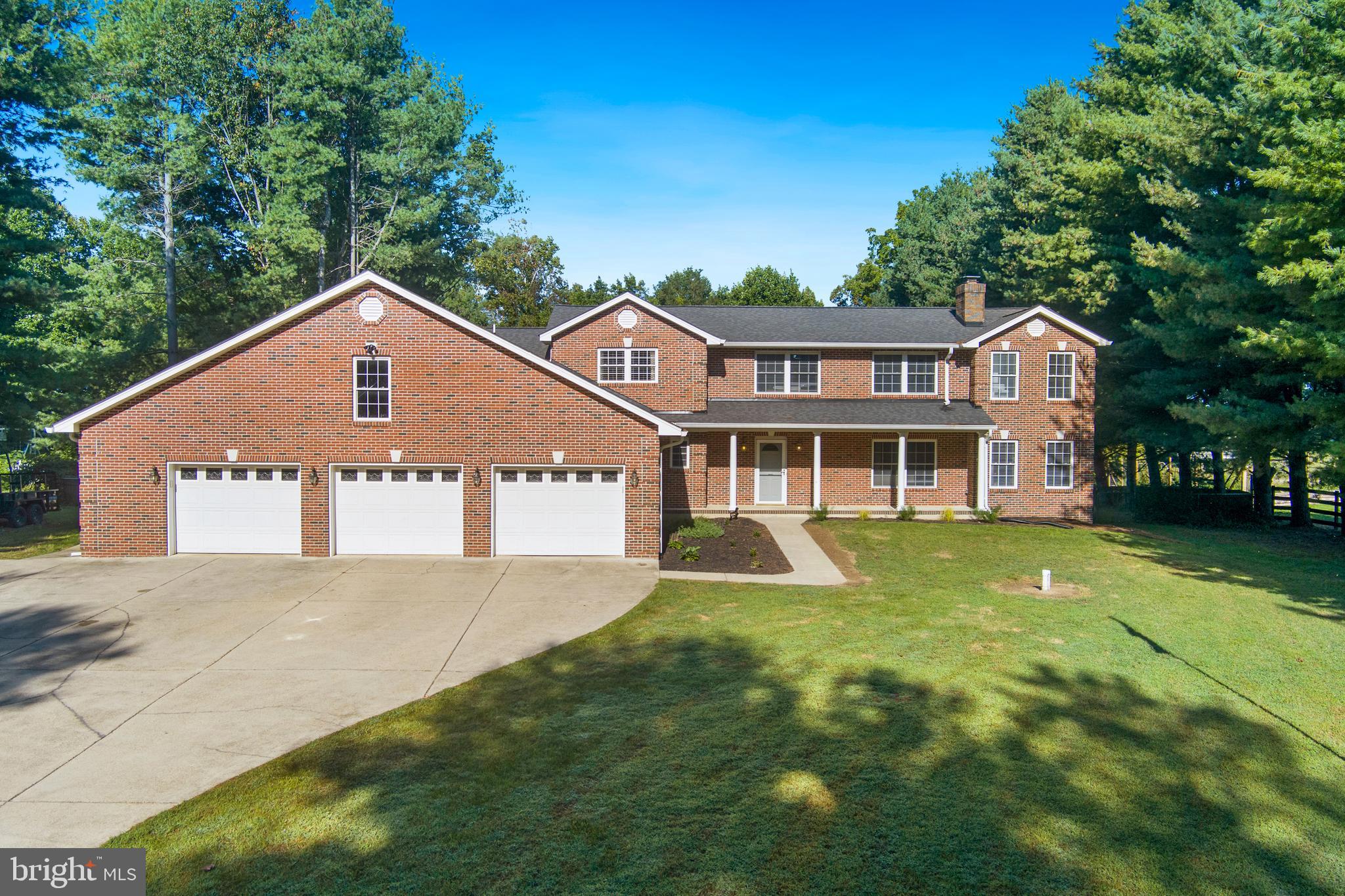 HOLLAND CLIFF SHORES - Residential