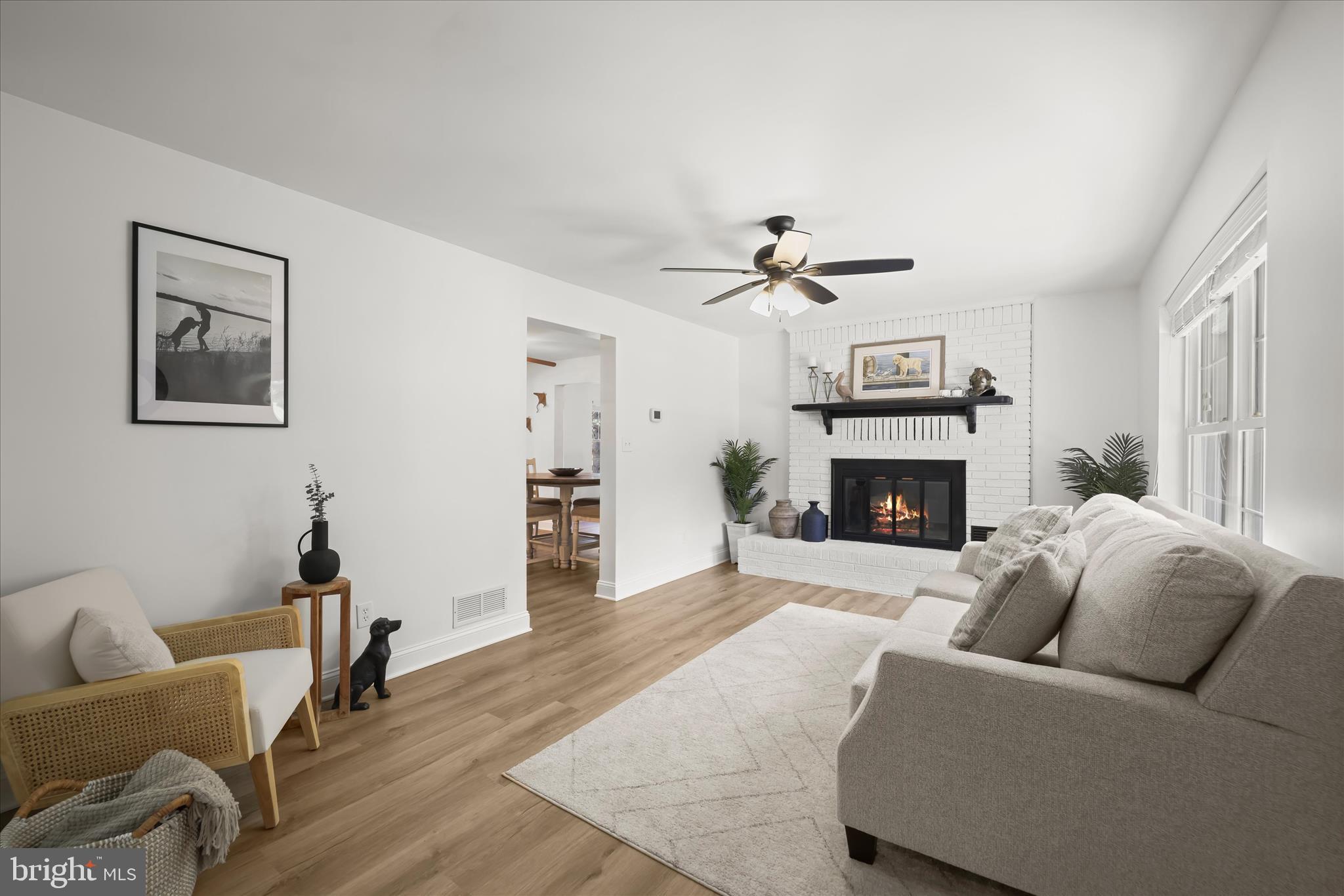 HOLLAND CLIFF SHORES - Residential