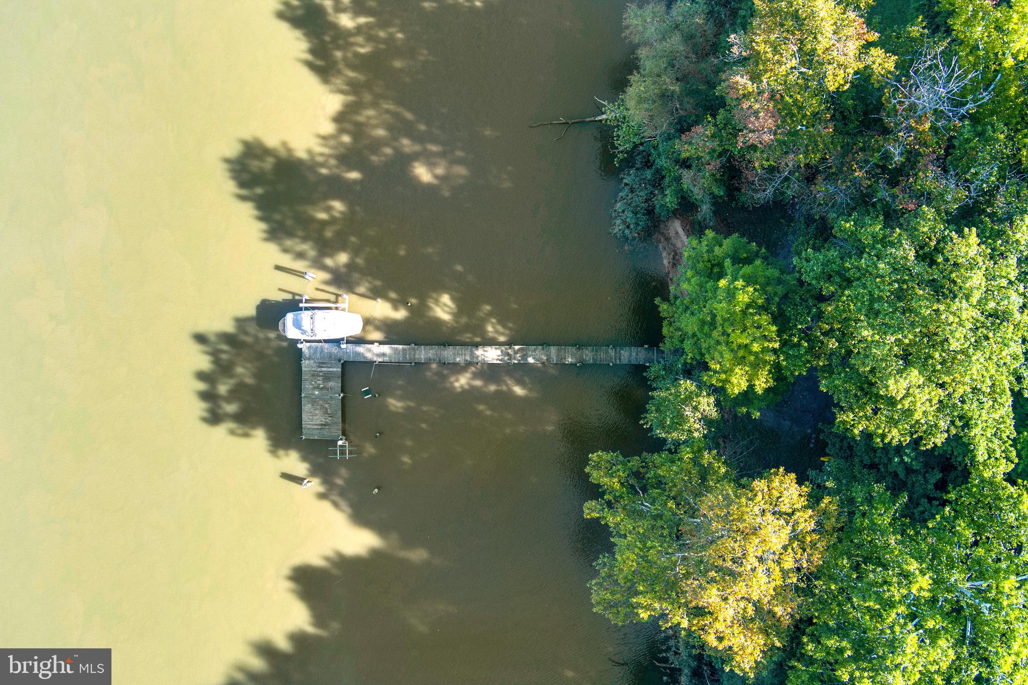 HOLLAND CLIFF SHORES - Residential