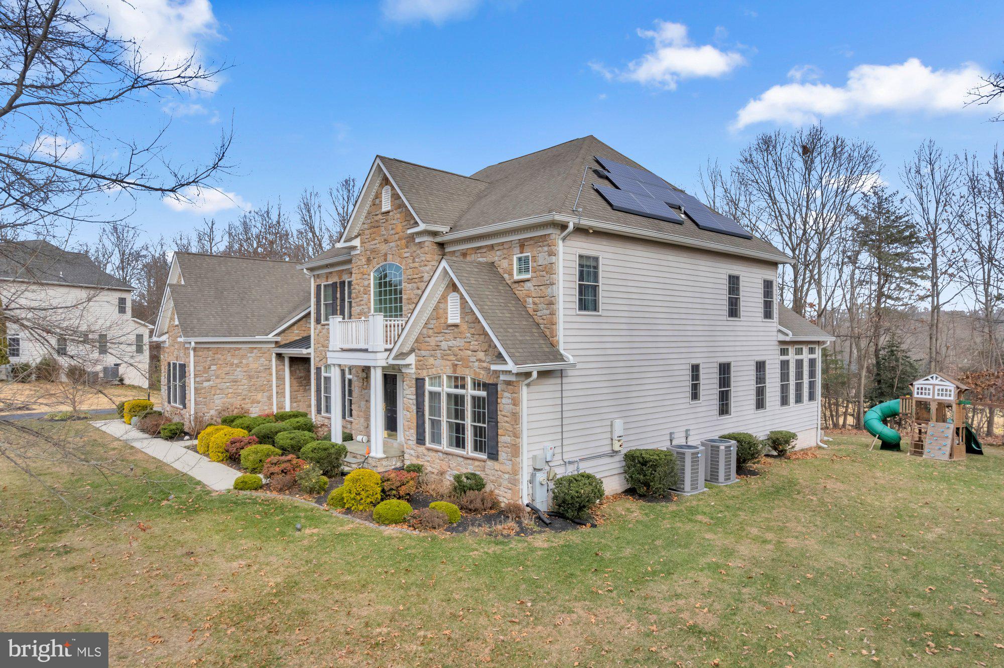 GREENSPRING AT COMPASS POINTE - Residential