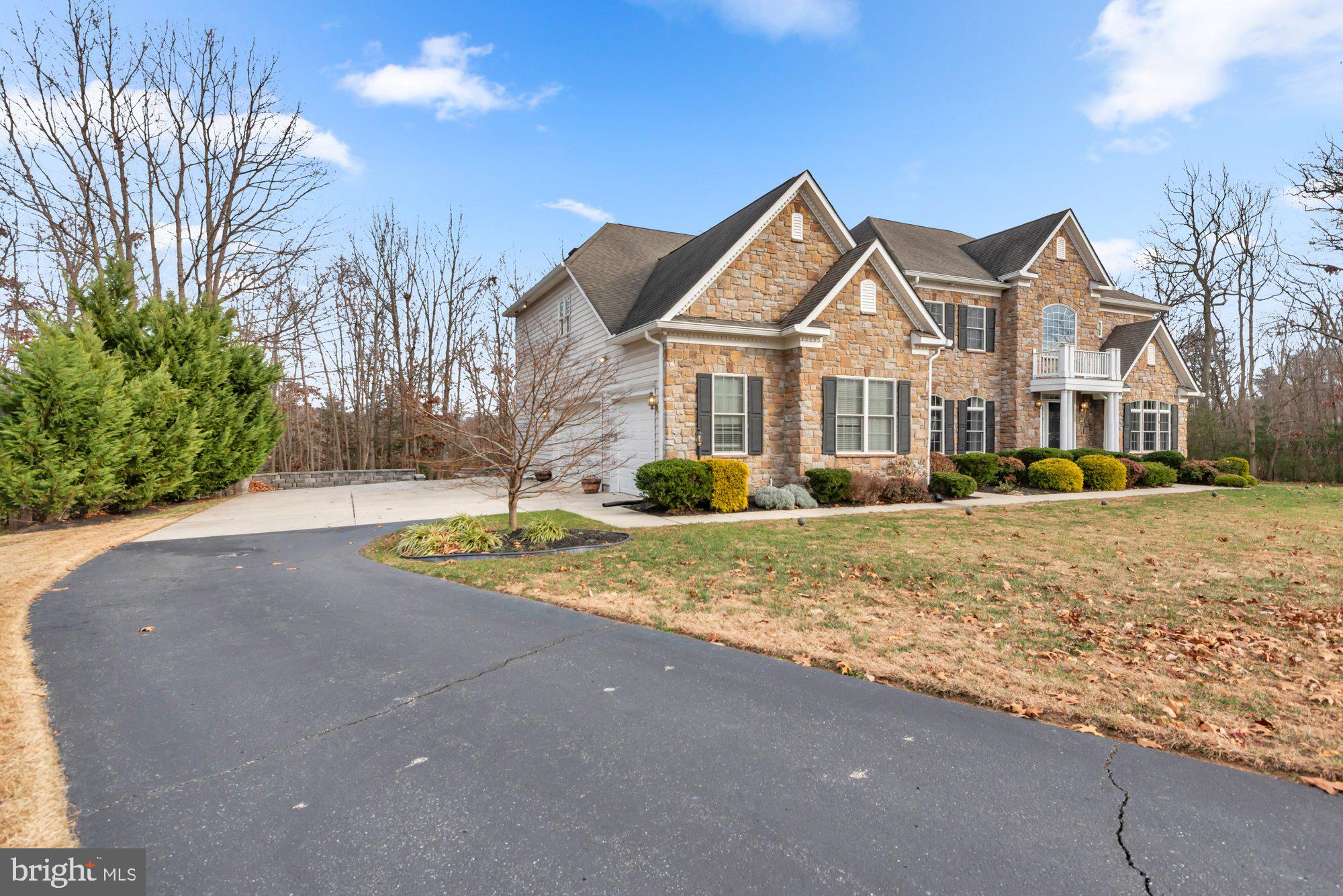 GREENSPRING AT COMPASS POINTE - Residential