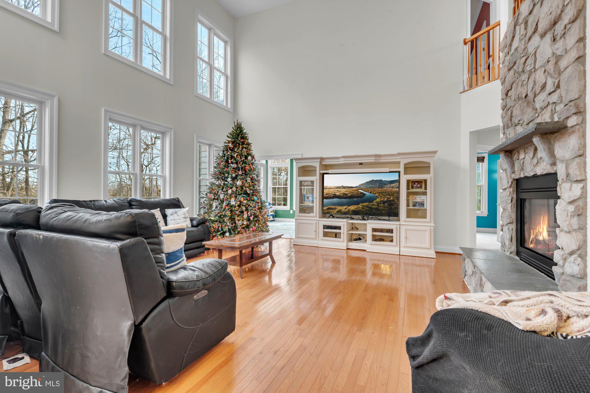 GREENSPRING AT COMPASS POINTE - Residential