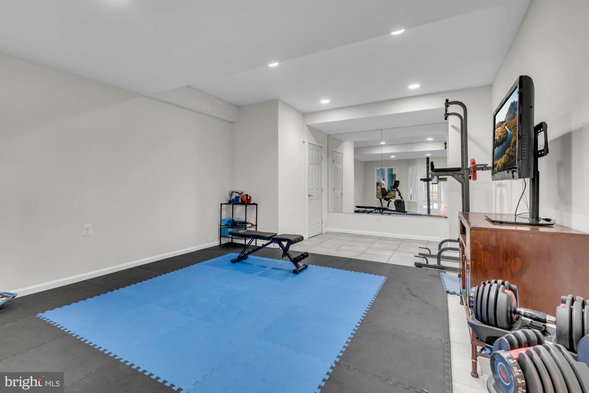 GREENSPRING AT COMPASS POINTE - Residential