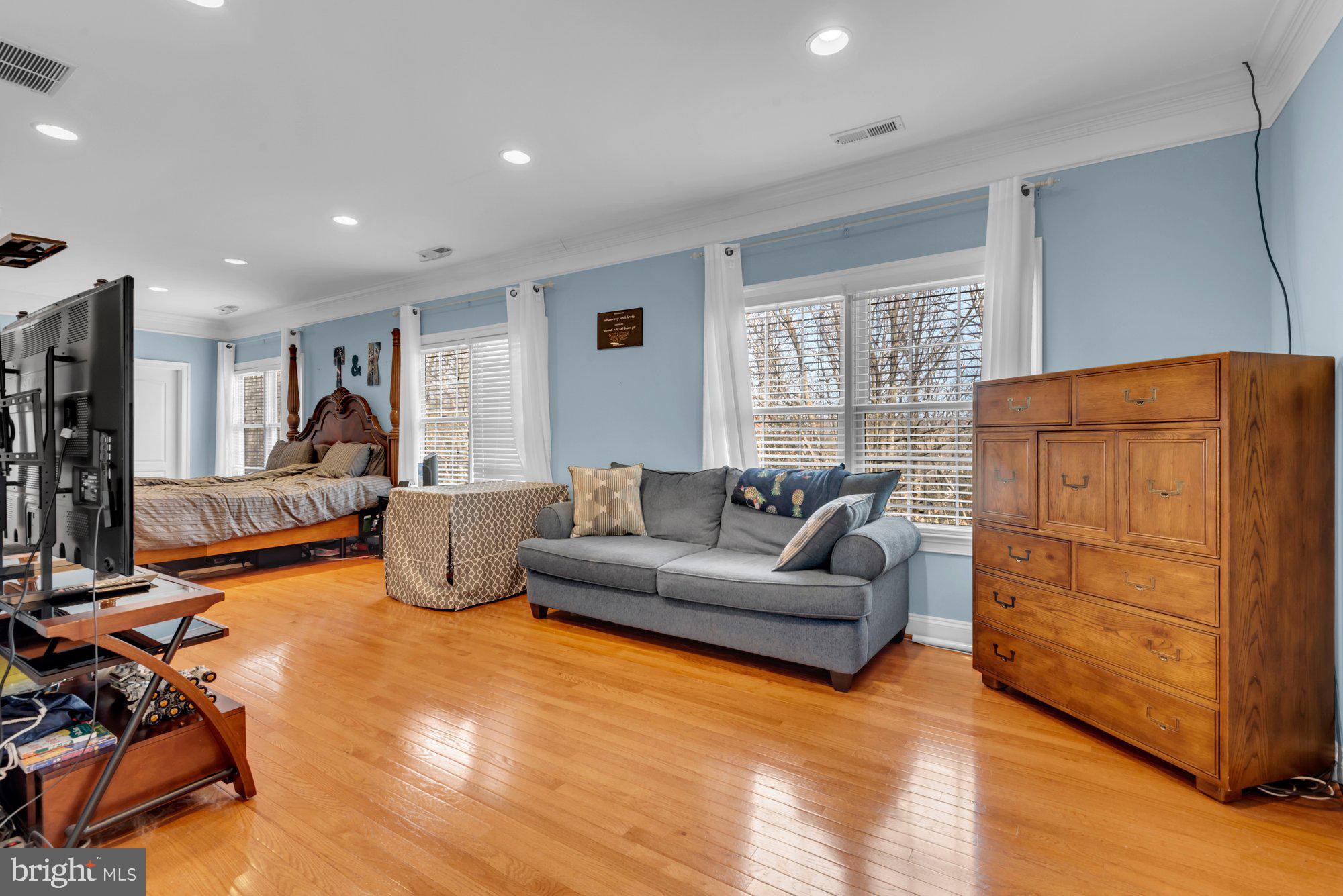 GREENSPRING AT COMPASS POINTE - Residential