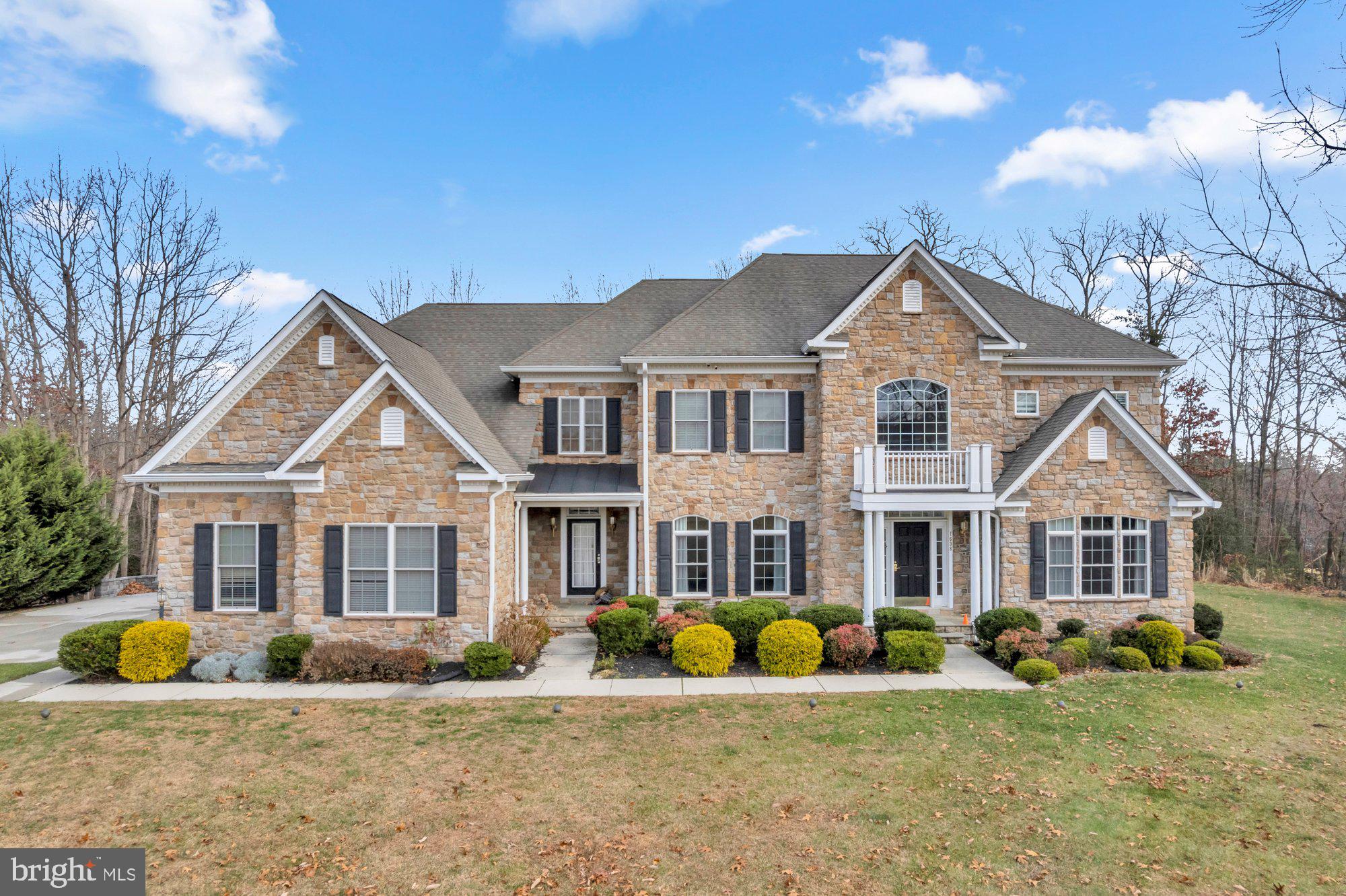 GREENSPRING AT COMPASS POINTE - Residential