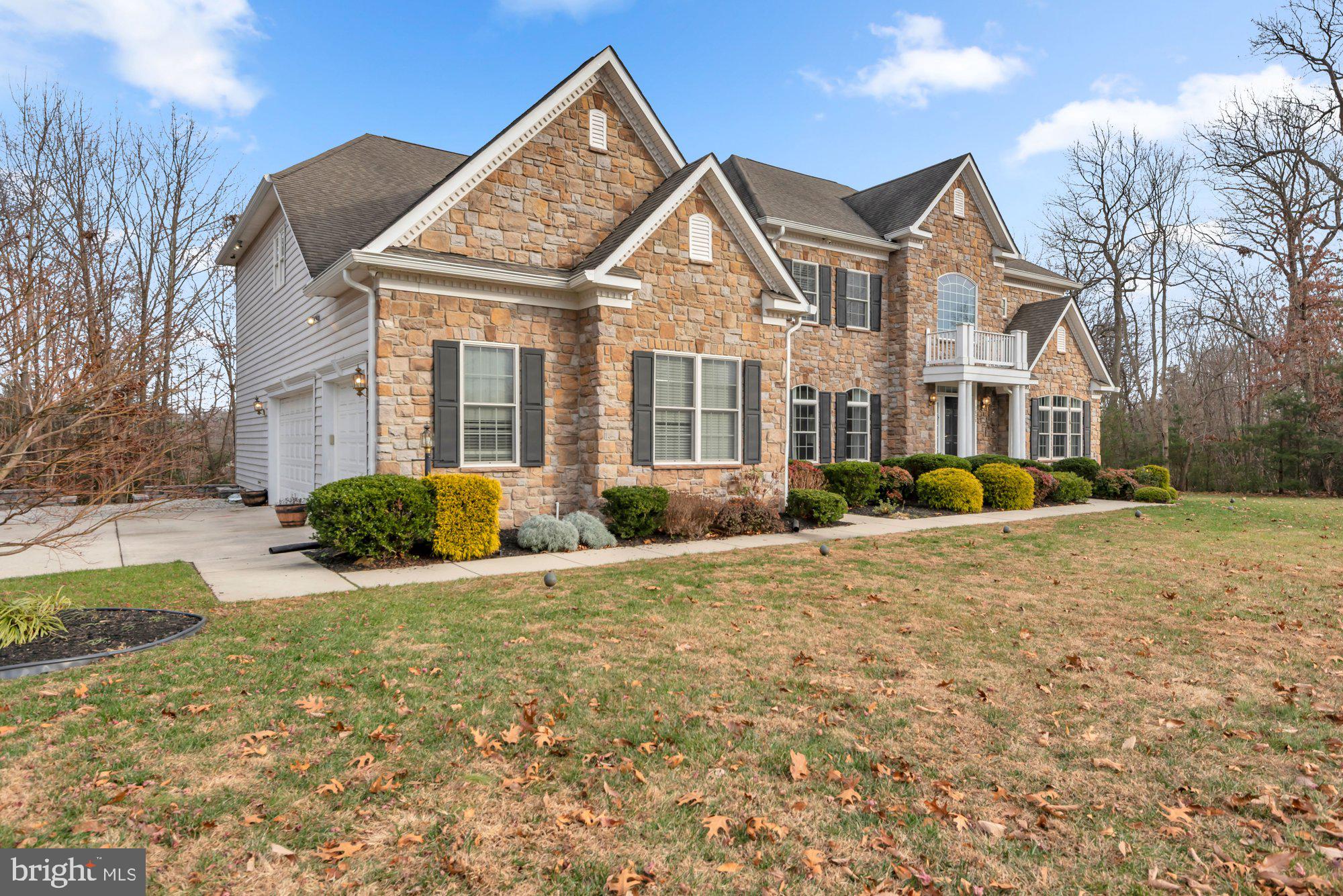 1638 CARNOUSTIE DRIVE