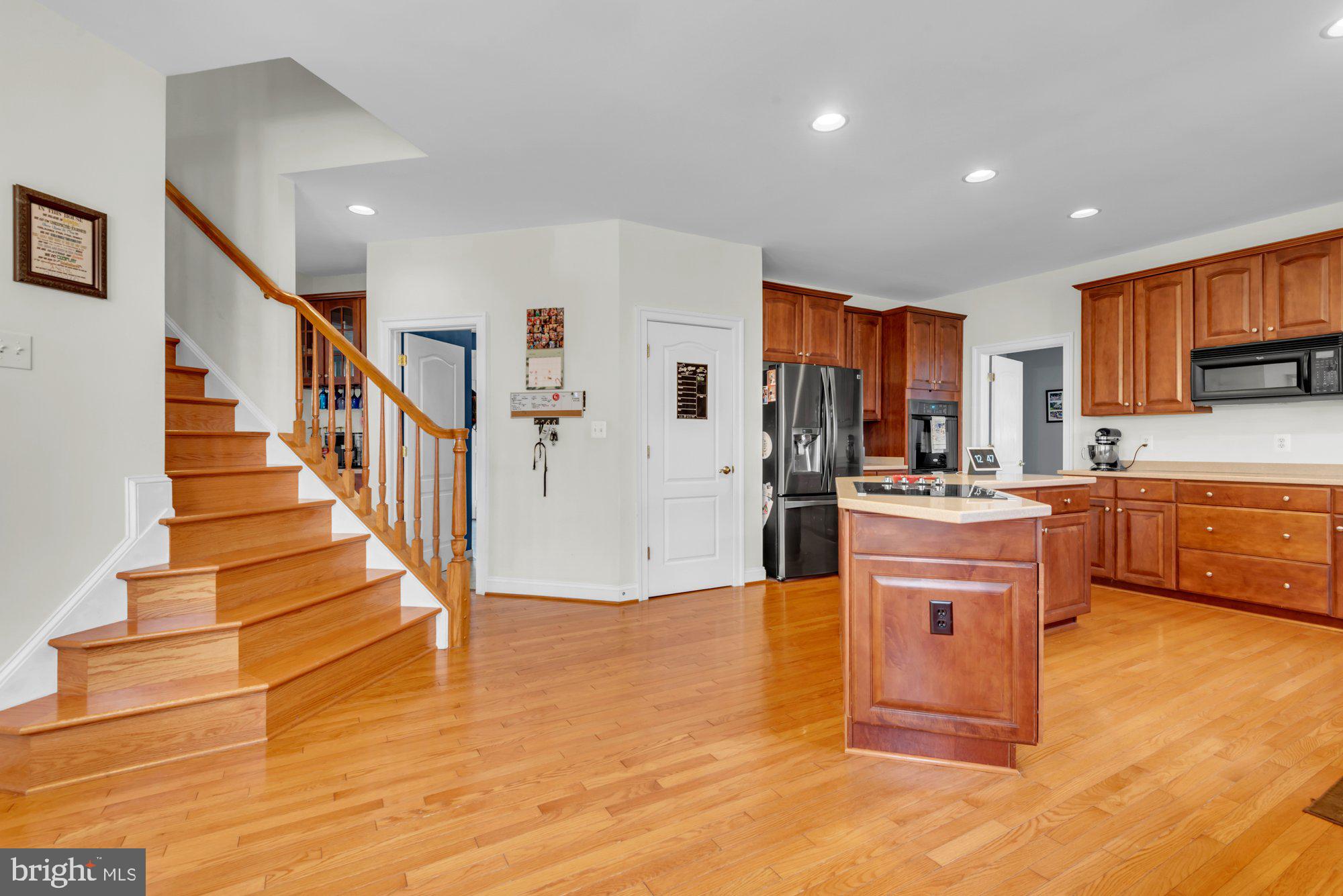 GREENSPRING AT COMPASS POINTE - Residential