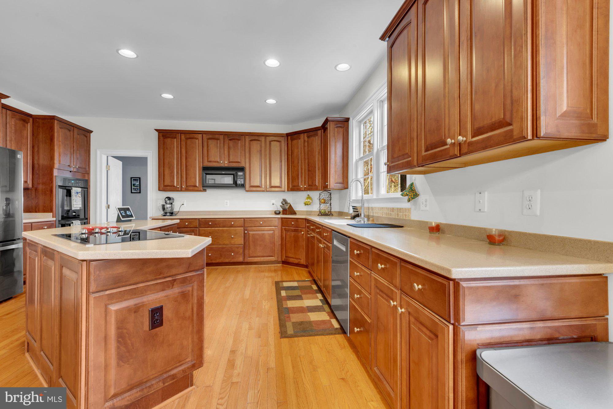 GREENSPRING AT COMPASS POINTE - Residential