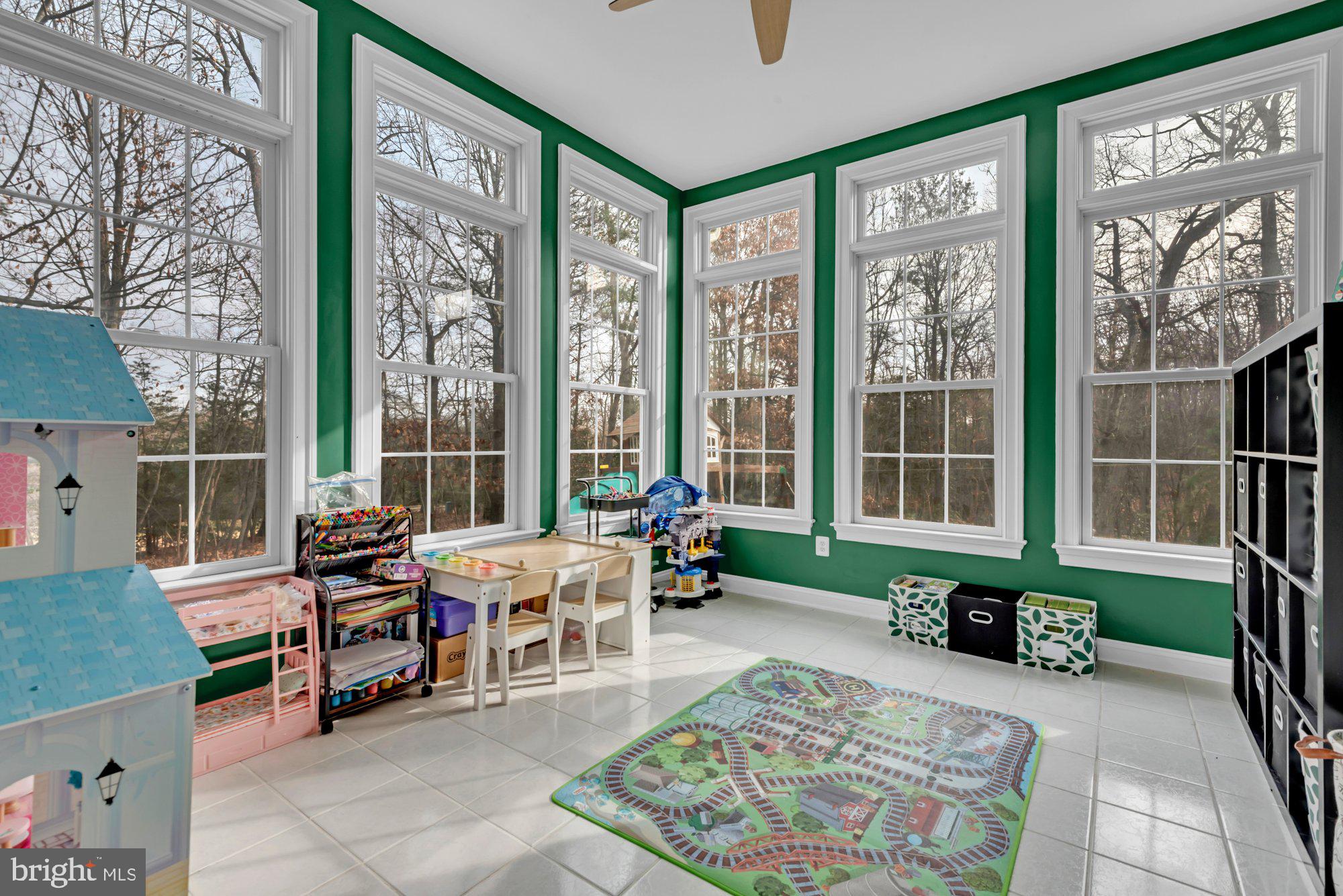 GREENSPRING AT COMPASS POINTE - Residential