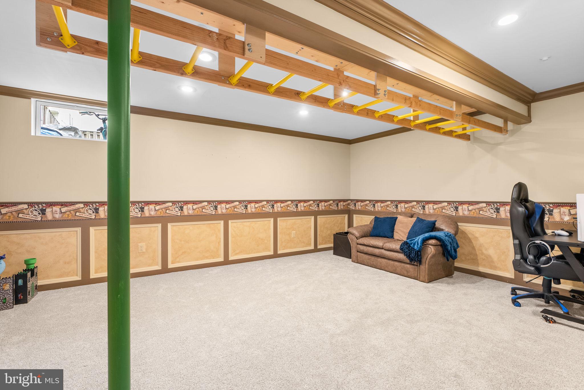 NEW MARKET WEST - Residential