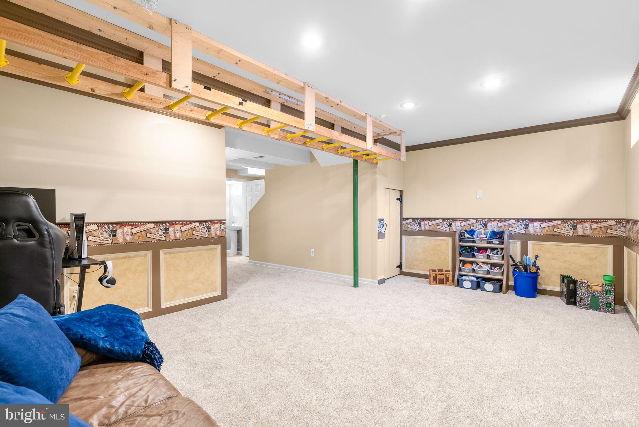 NEW MARKET WEST - Residential