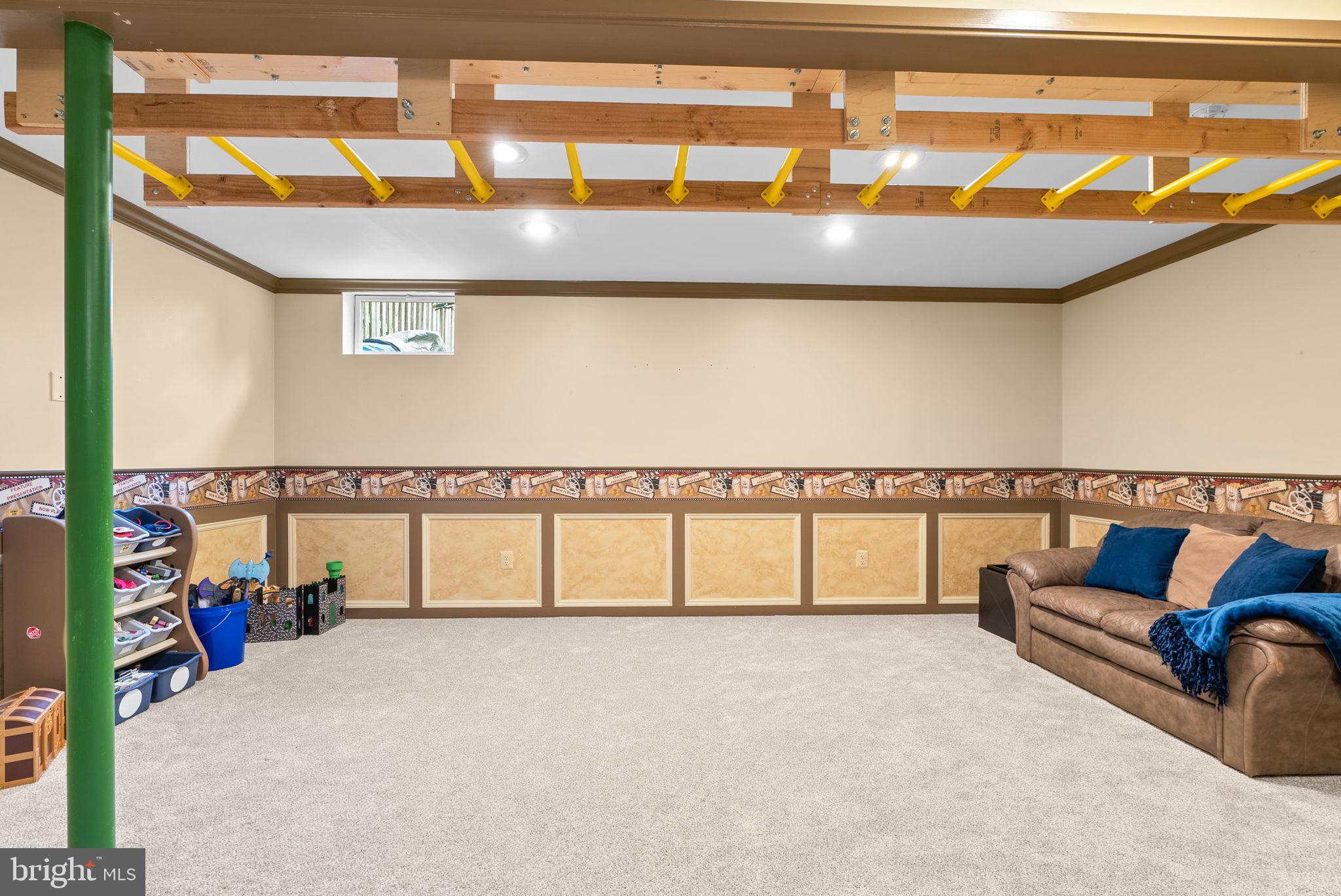 NEW MARKET WEST - Residential