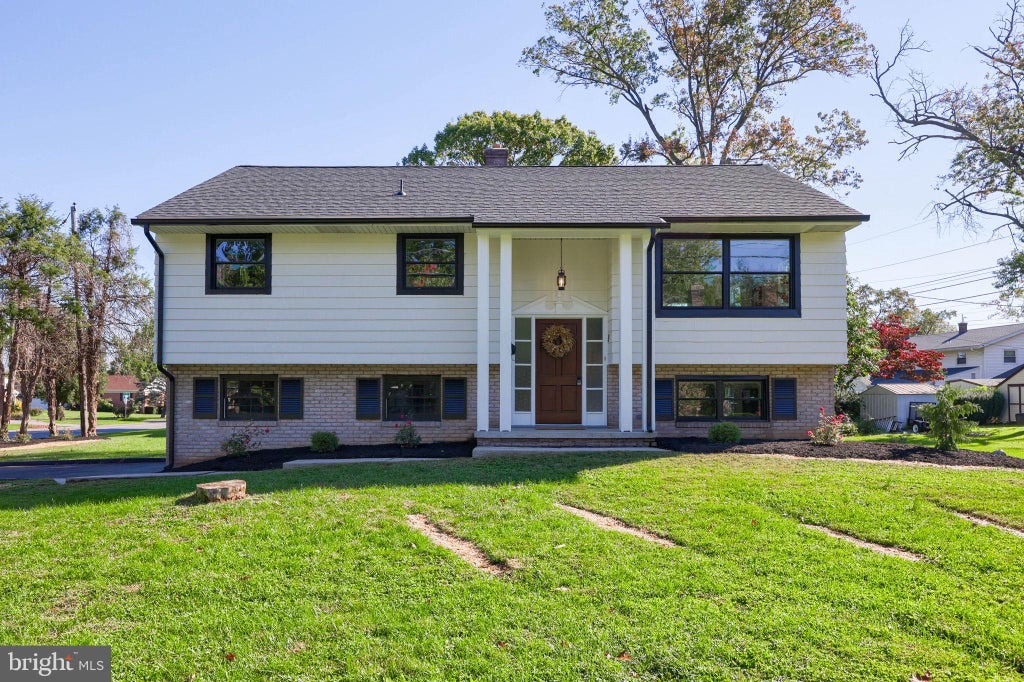 Photo of 1523 Esbenshade Road, LANCASTER, PA 17601 (MLS # PALA2097704)