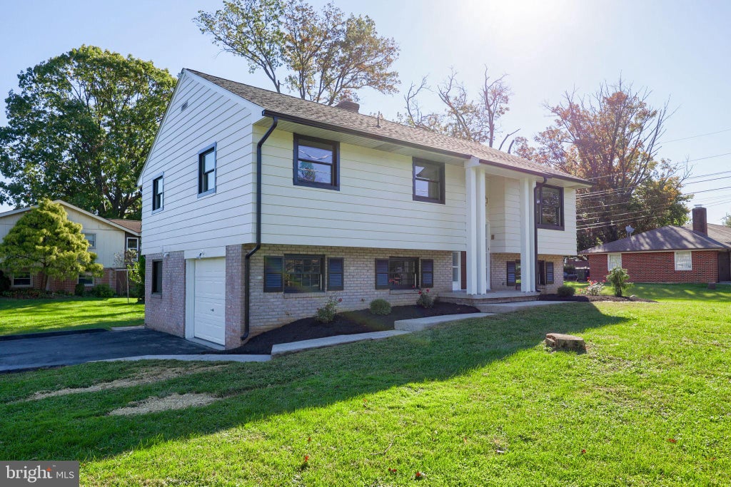 Photo of 1523 Esbenshade Road, LANCASTER, PA 17601 (MLS # PALA2097704)