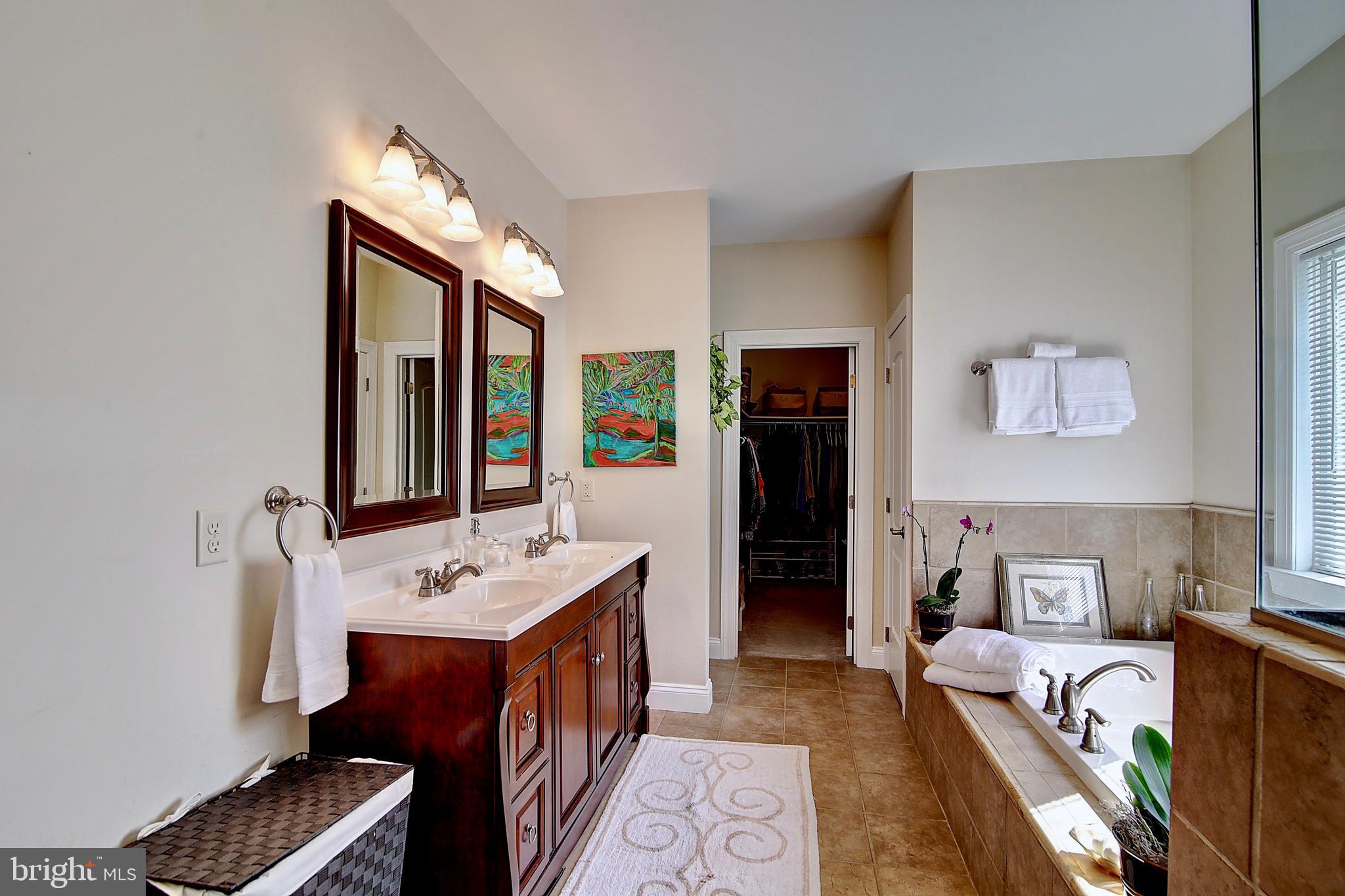 CROSSINGS ON THE POTOMAC - Residential