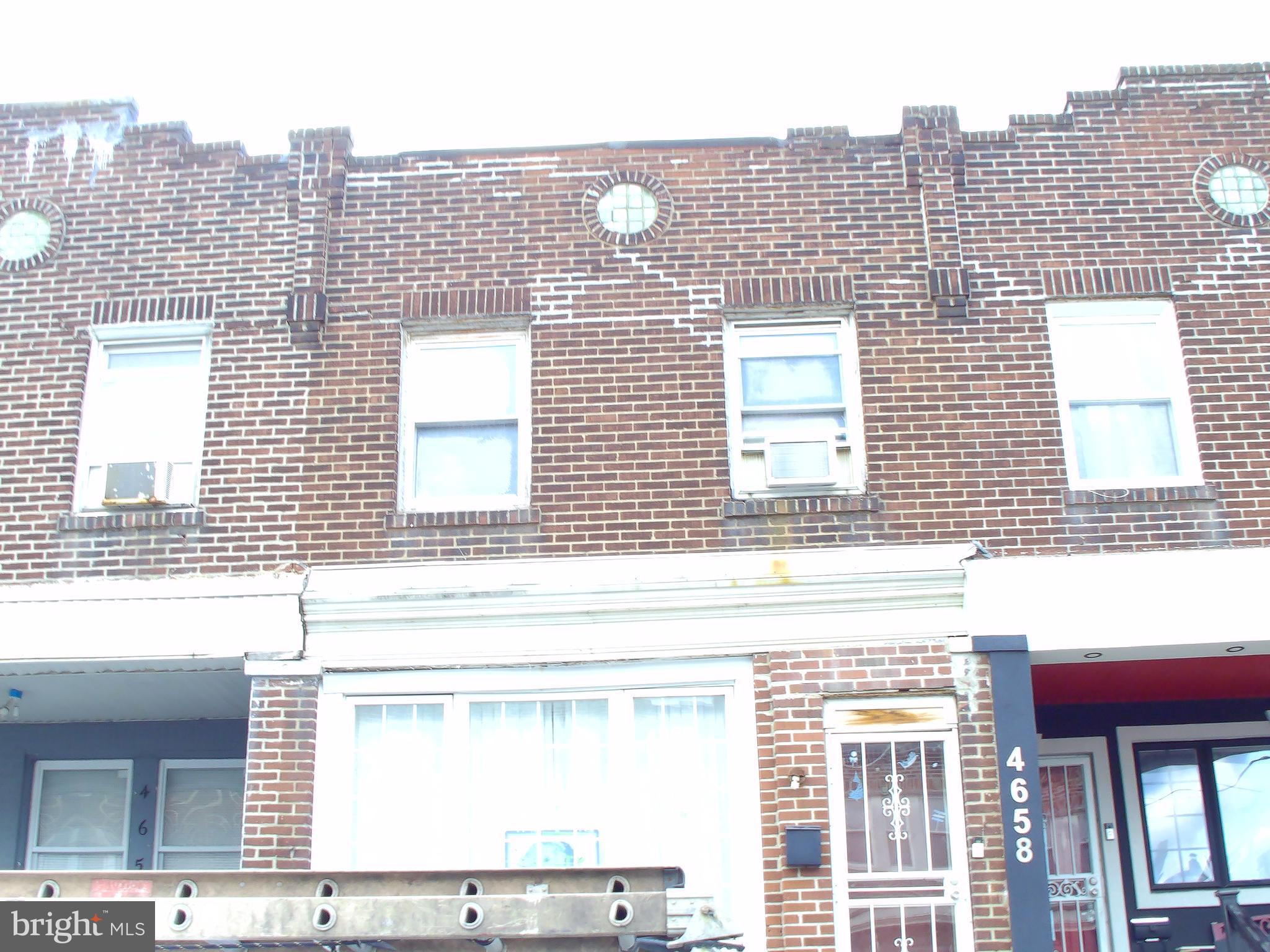 GREAT HOME FOR FIRST TIME HOME BUYER LOCTED IN THE PORT RICHMOND AREA OF PHILADELPHIA THREE BEDROOM ONE AND A HALF BATHROOMS FOR YOUR CONVINANCE MAIN BATHROOM HOST A JACUZZE BATHTUB FOR YOUR RELAXATION AFTER A LONG DAY AT WORK, CELCEILING FANS AS WELL AS ELECTRIC HEAT, STREET AS WELL AS DRIVEWAY PARKING